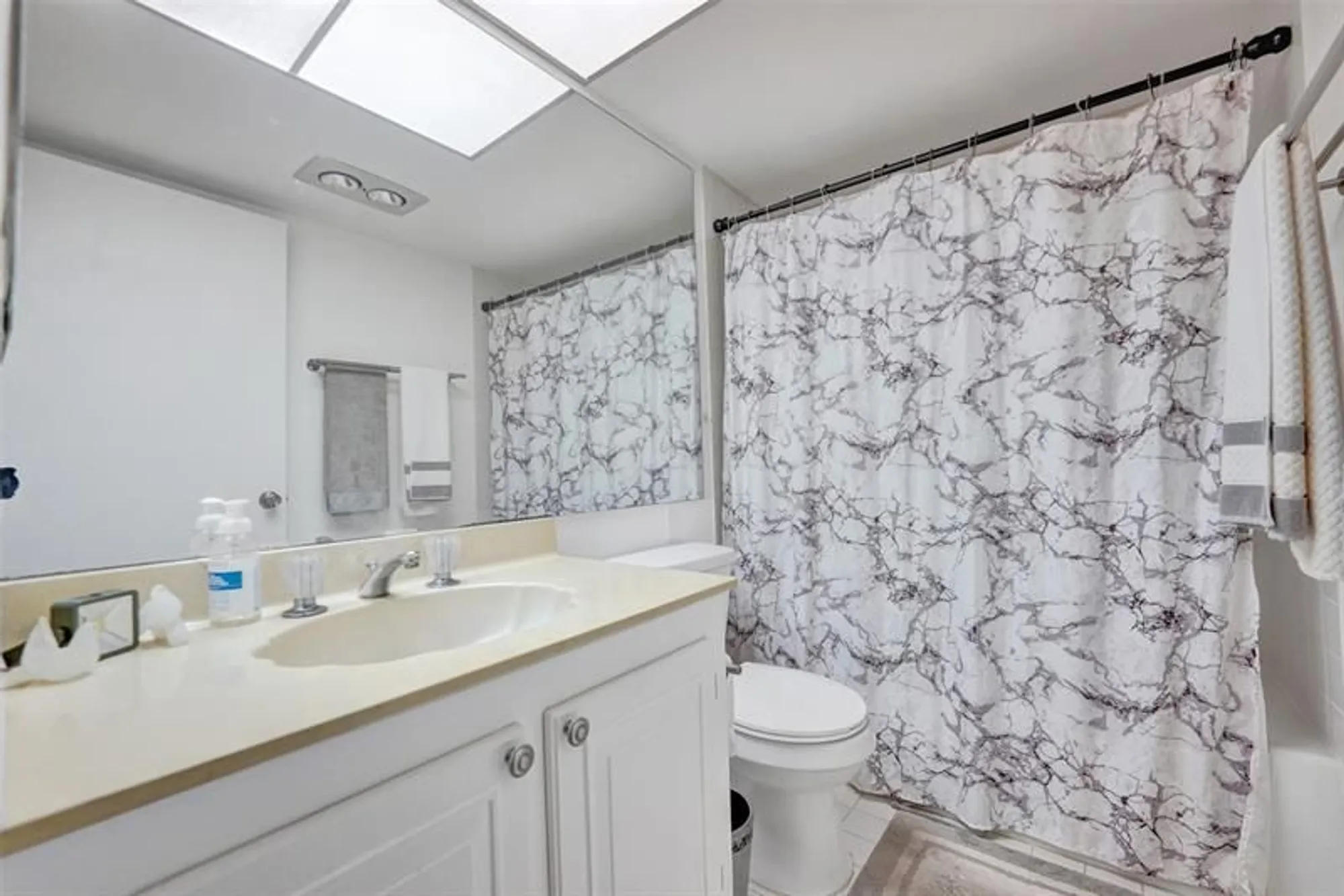 Property Slideshow image 19 of 40 | 4602 martinique way apt f2 # 4602, Coconut Creek, FL, 33066