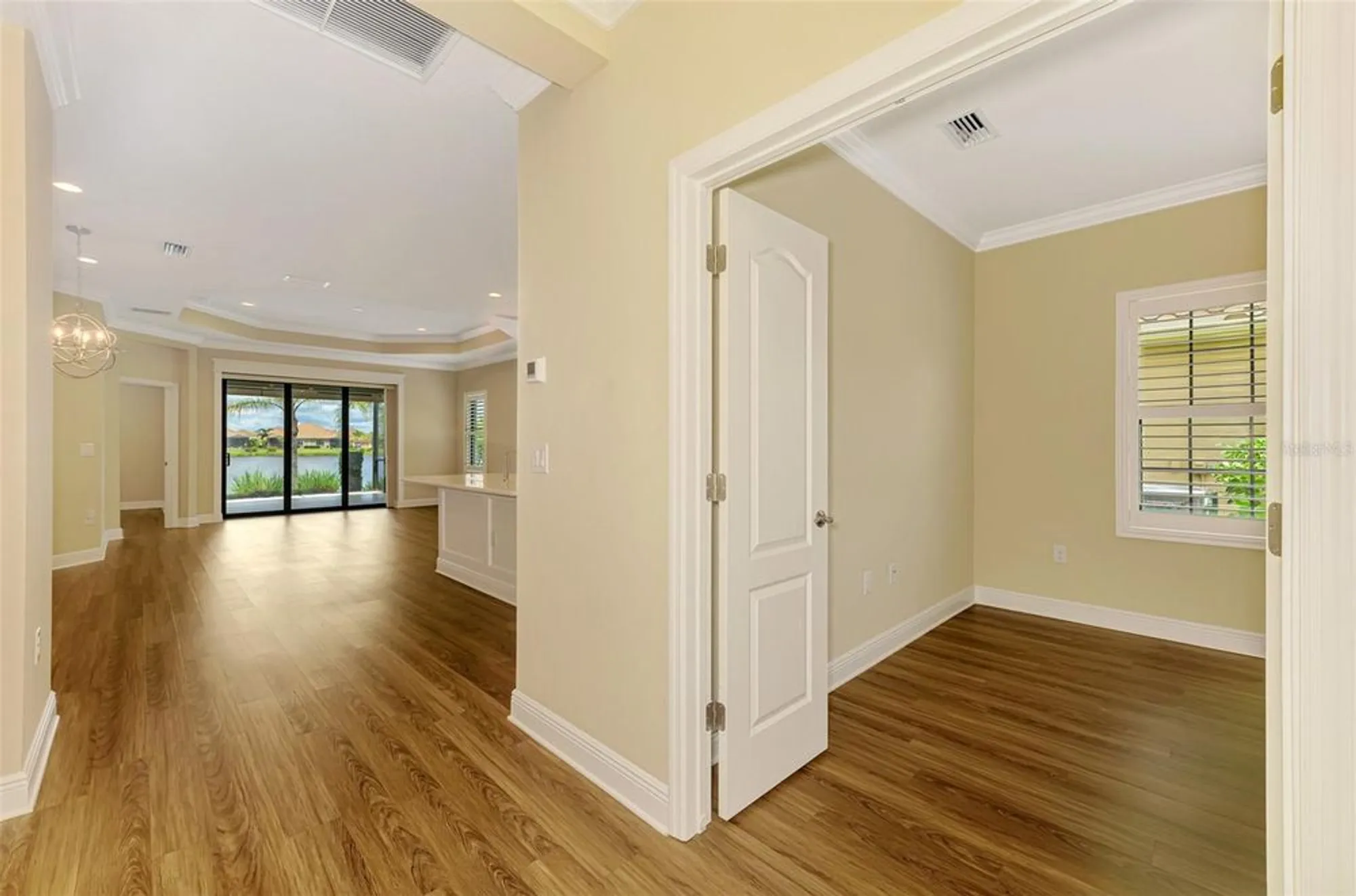 Property Slideshow image 7 of 69 | 21641 winter park ct, Venice, FL, 34293