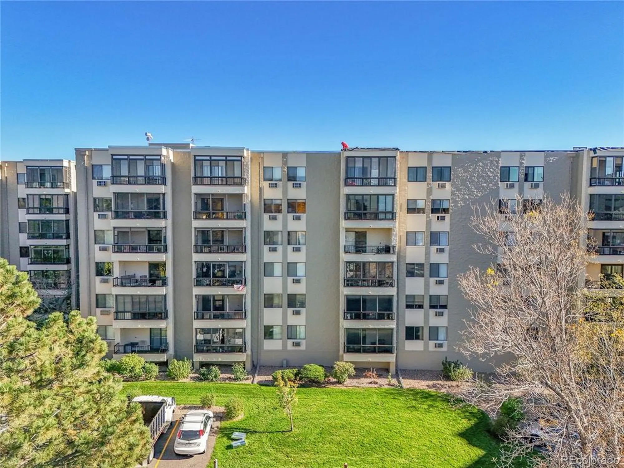 Property Slideshow image 29 of 32 | 13850 e marina dr apt 401, Aurora, CO, 80014