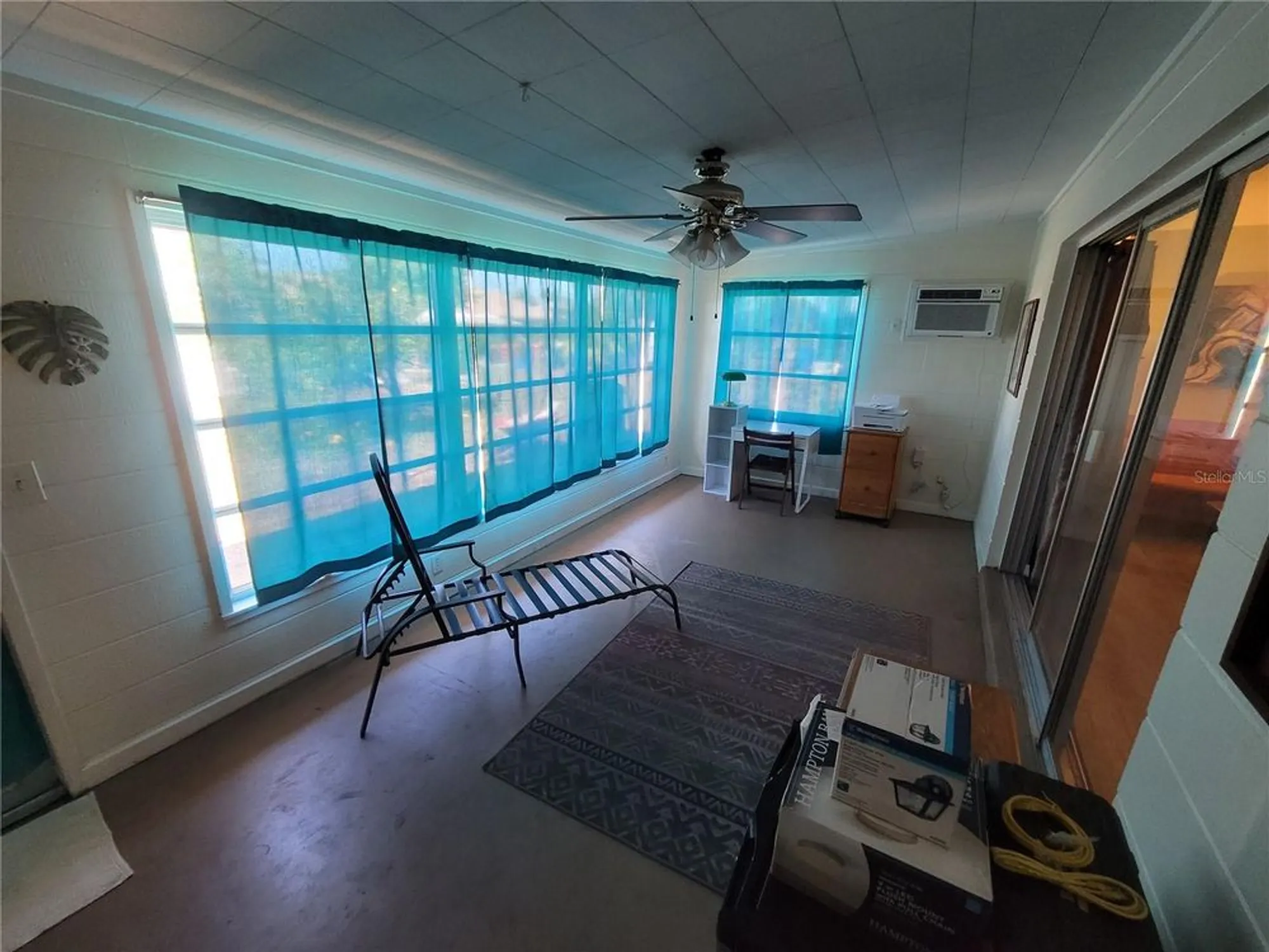 Property Slideshow image 31 of 44 | 823 la jolla ave, Sun City Center, FL, 33573