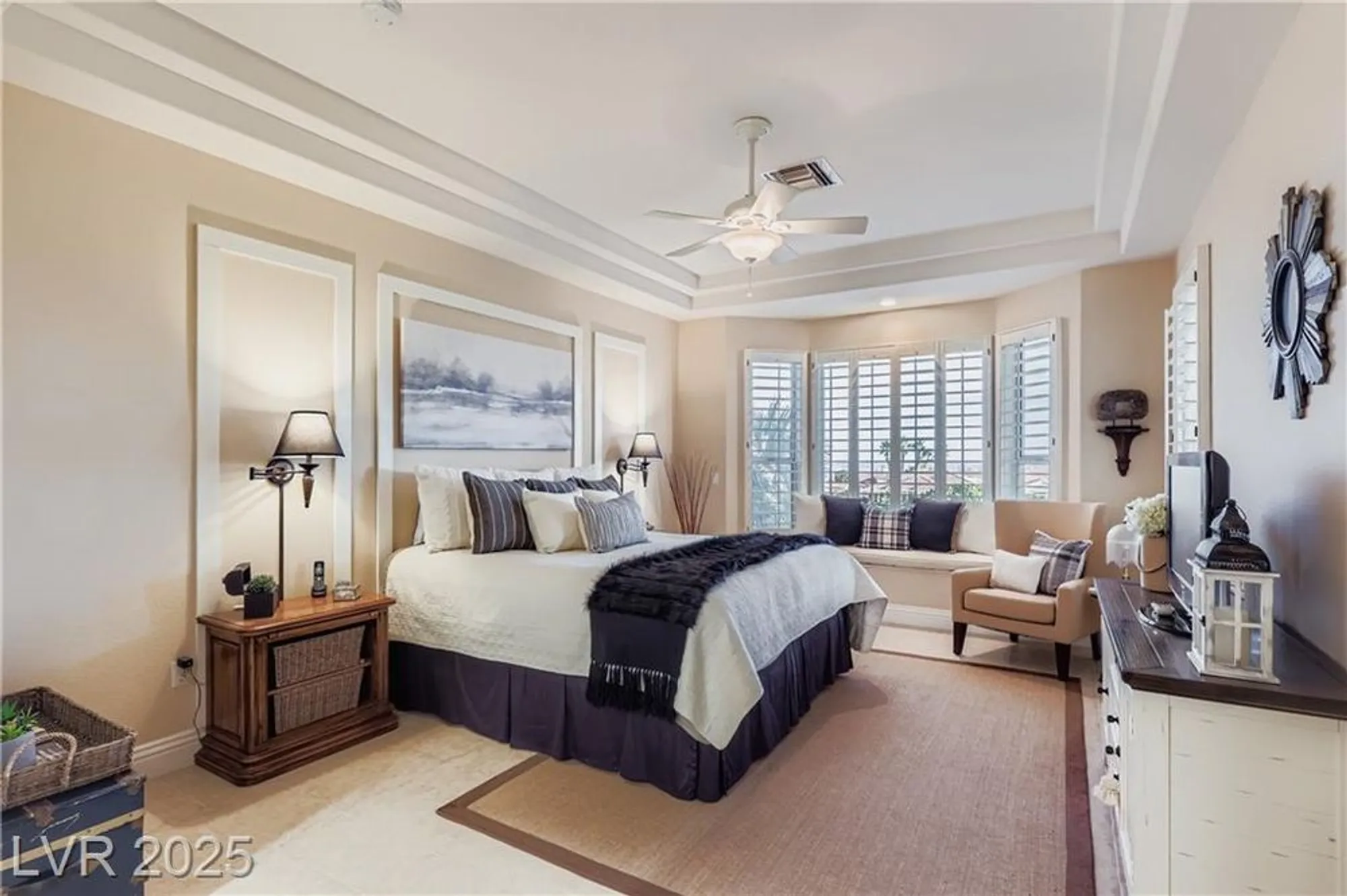 Property Slideshow image 7 of 35 | 2800 darby falls dr, Las Vegas, NV, 89134