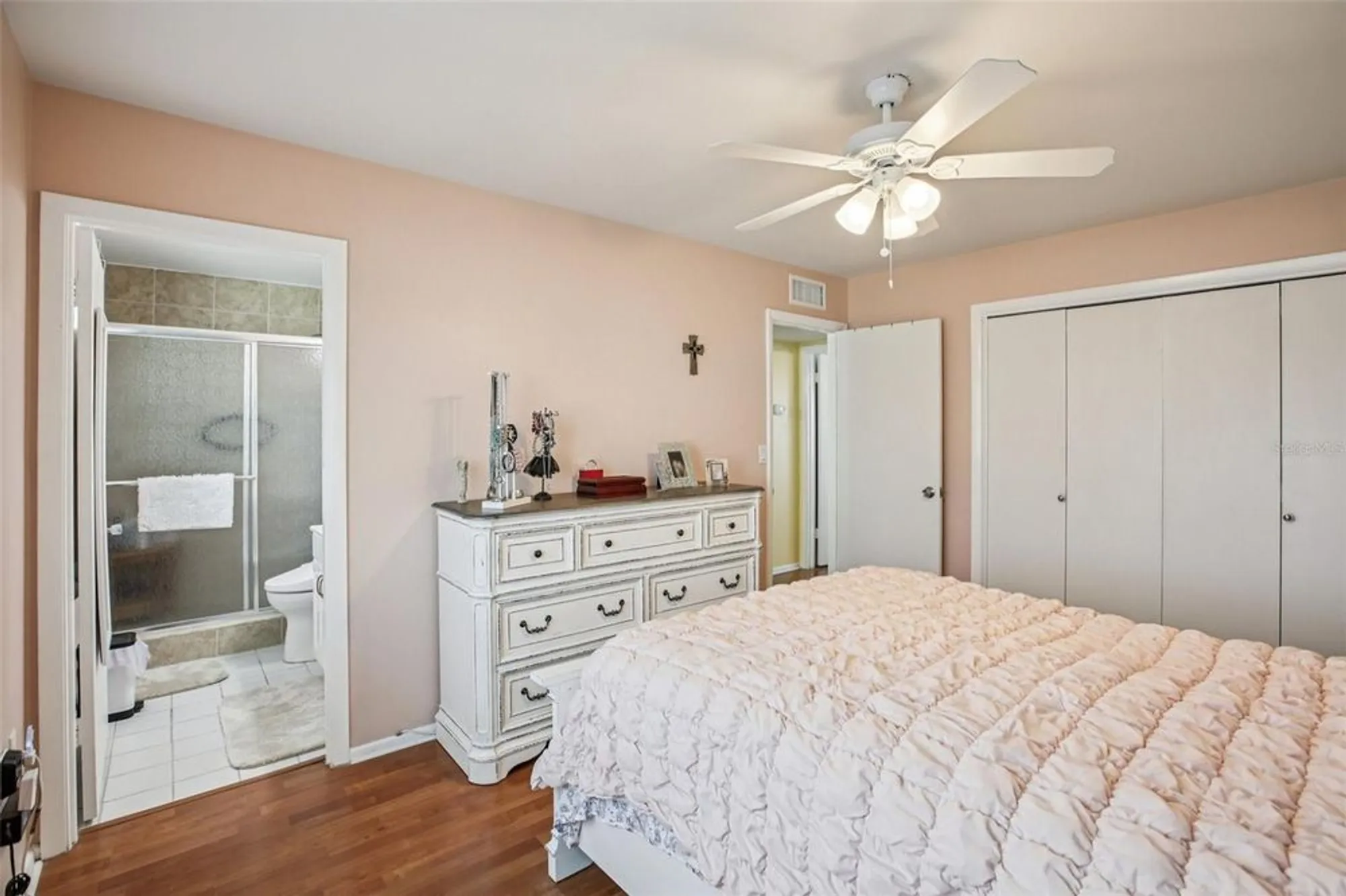 Property Slideshow image 24 of 54 | 1409 n pebble beach blvd, Sun City Center, FL, 33573