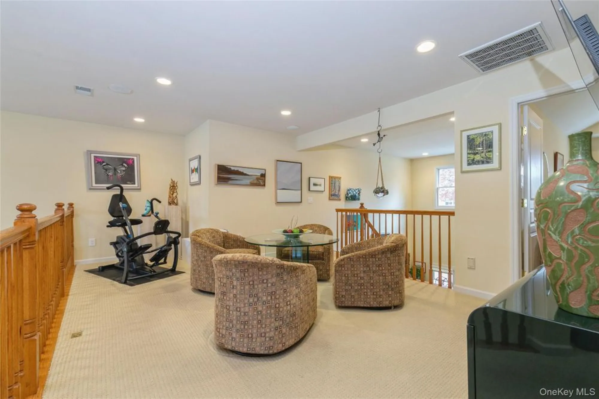 Property Slideshow image 20 of 44 | 95 cove ln, East Setauket, NY, 11733