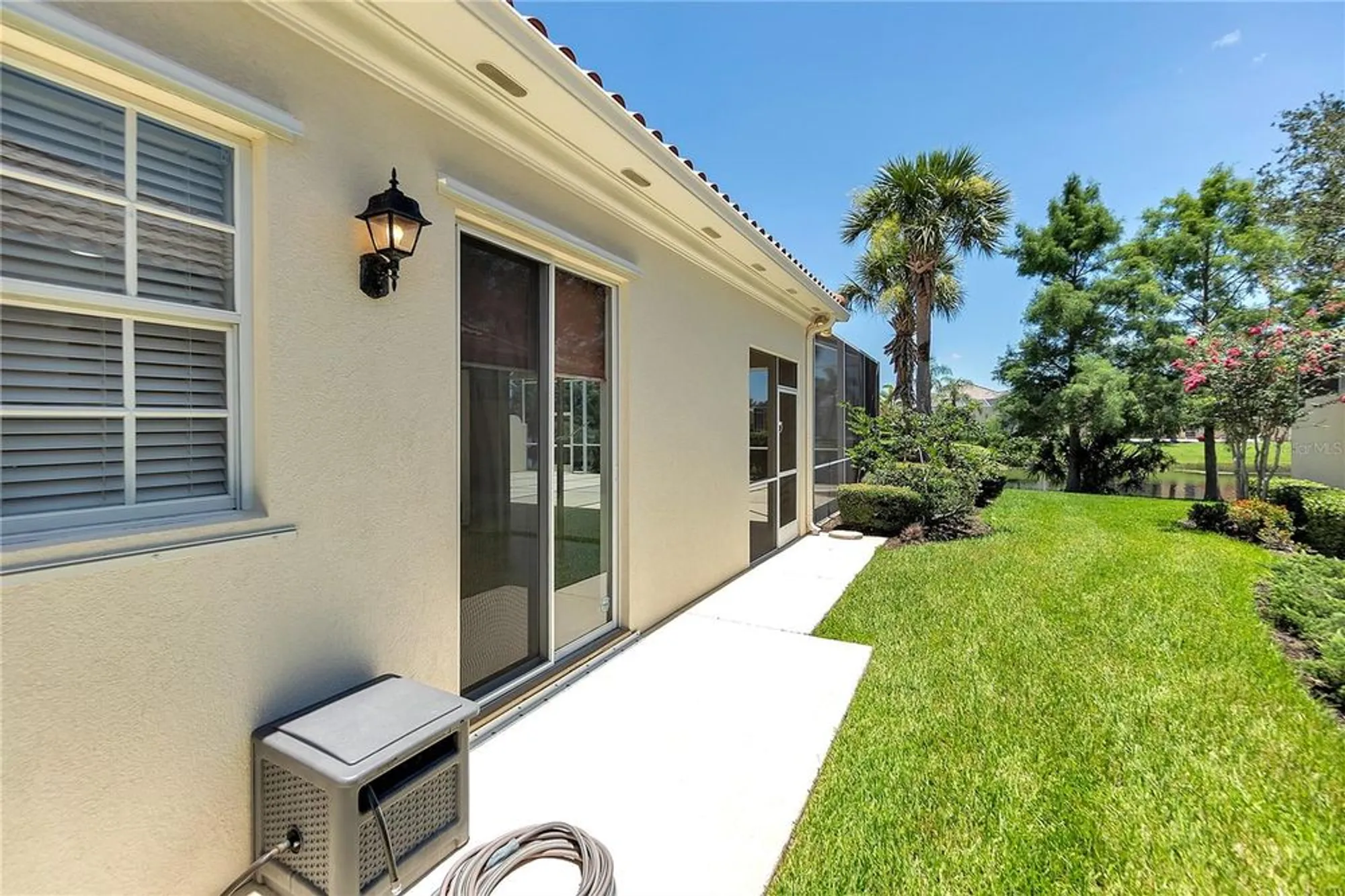 Property Slideshow image 4 of 40 | 5779 wilena pl, Sarasota, FL, 34238
