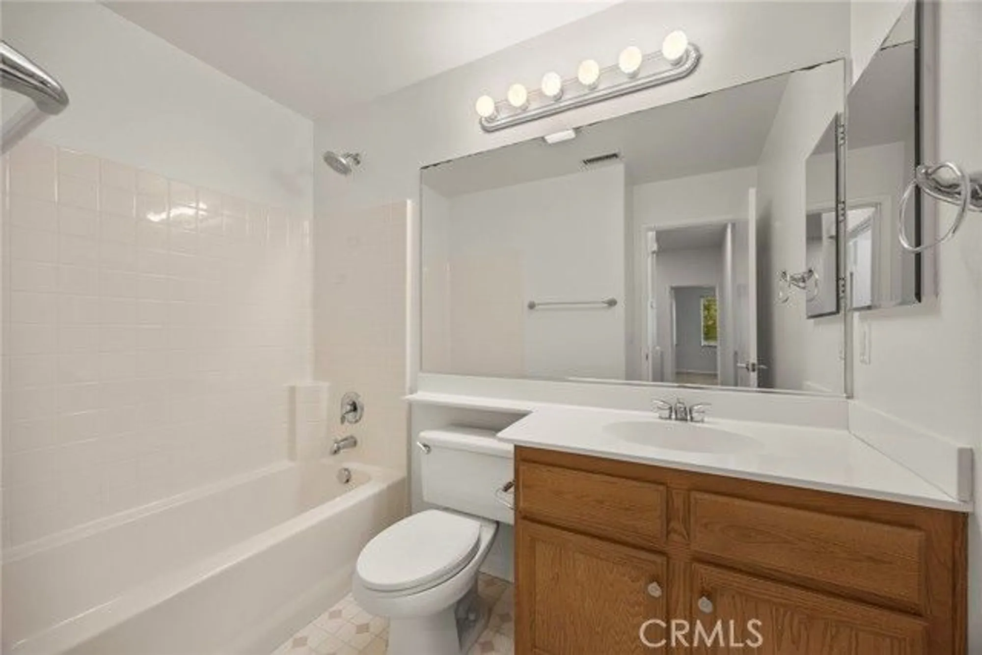 Property Slideshow image 13 of 28 | 24649 hatton ln, Corona, CA, 92883