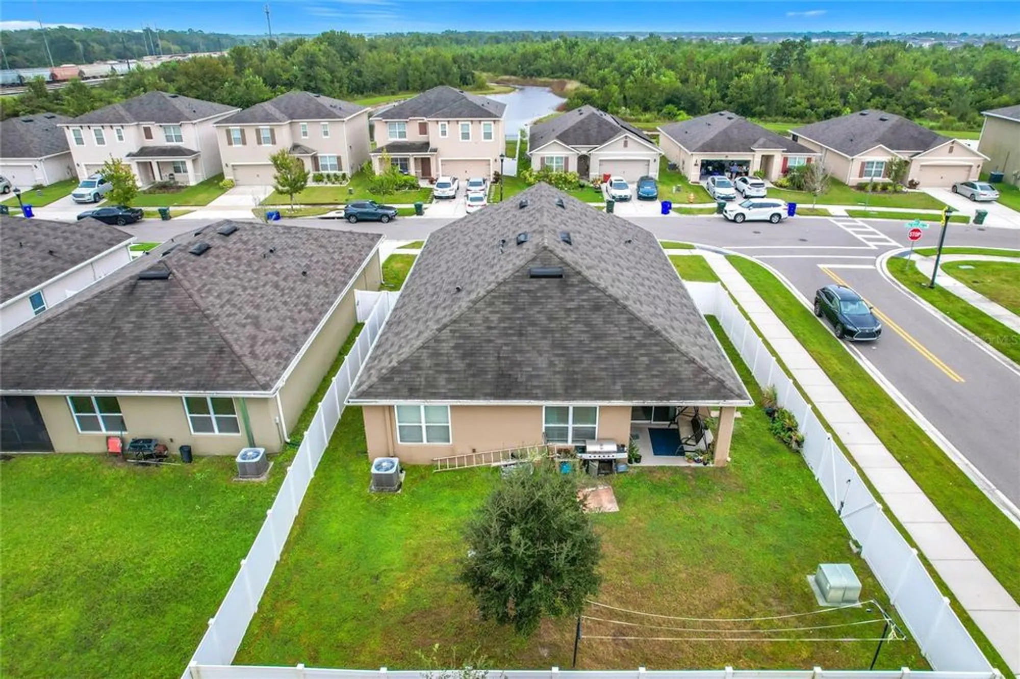 Property Slideshow image 42 of 49 | 2043 blue highlands dr, Lakeland, FL, 33811