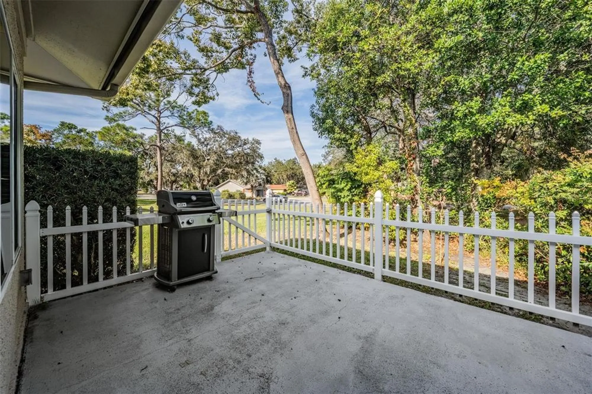 Property Slideshow image 23 of 41 | 10600 mira vista dr, Port Richey, FL, 34668