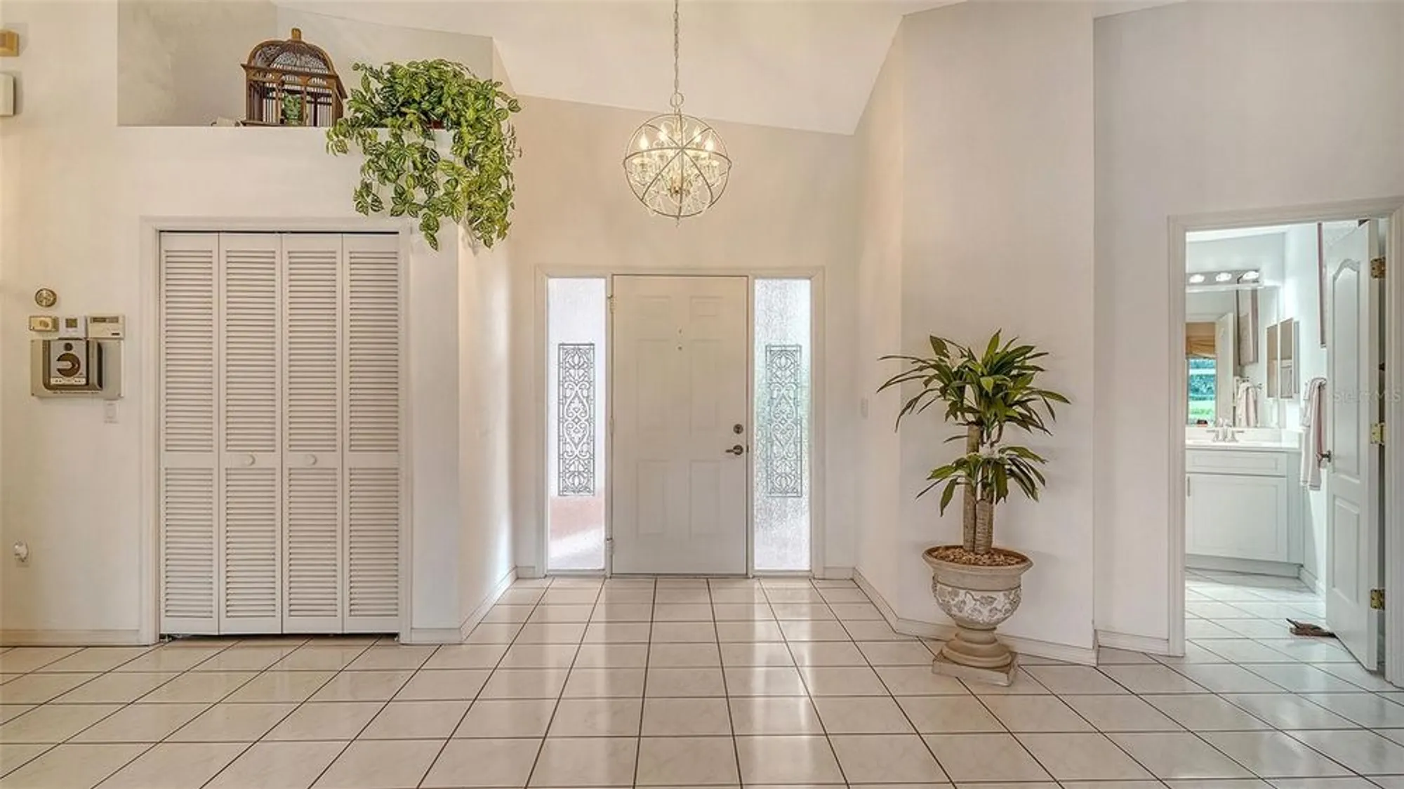 Property Slideshow image 9 of 66 | 6803 drewrys blf, Bradenton, FL, 34203