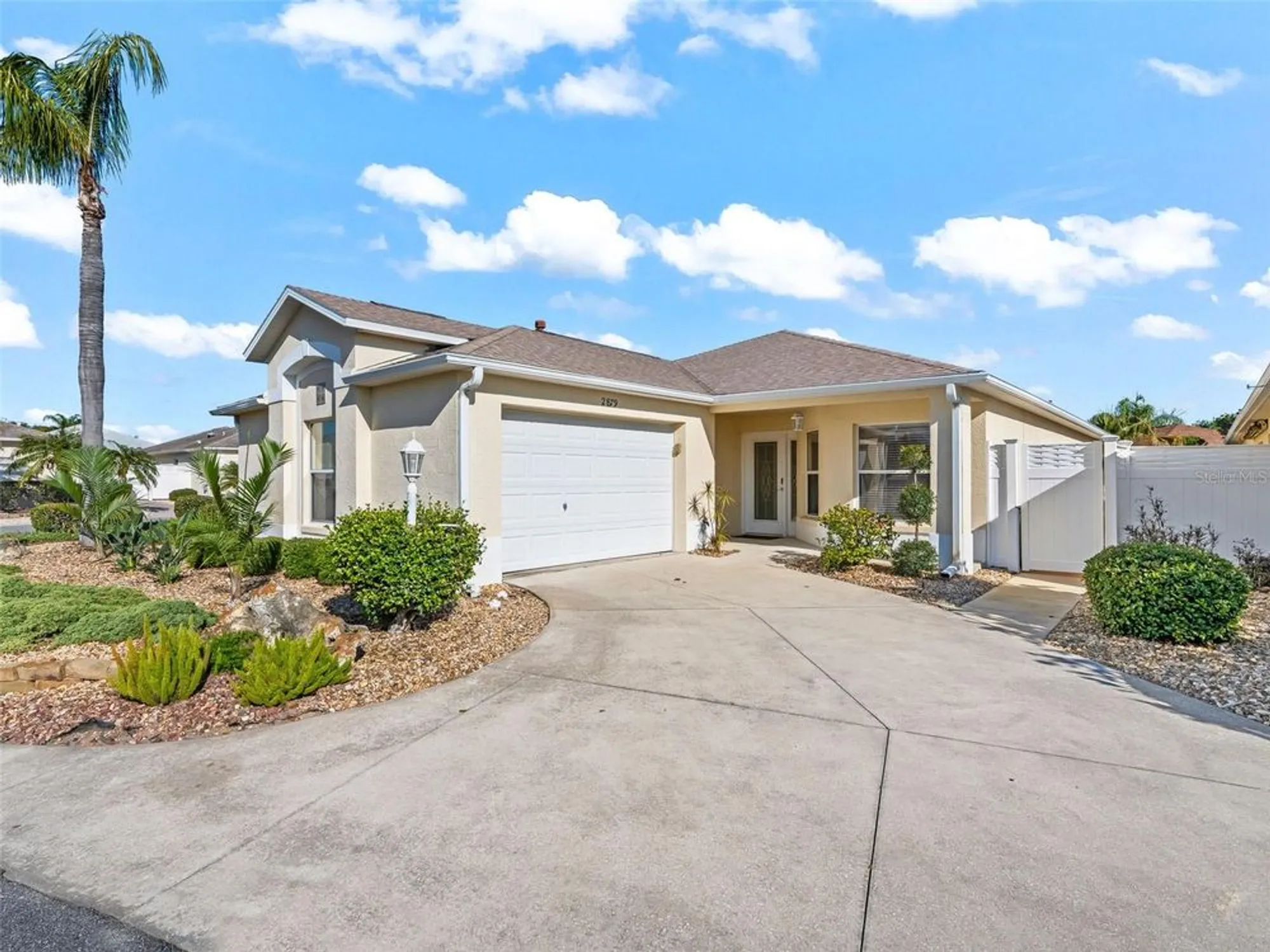 Property Slideshow image 1 of 37 | 2879 remington rd, The Villages, FL, 32162
