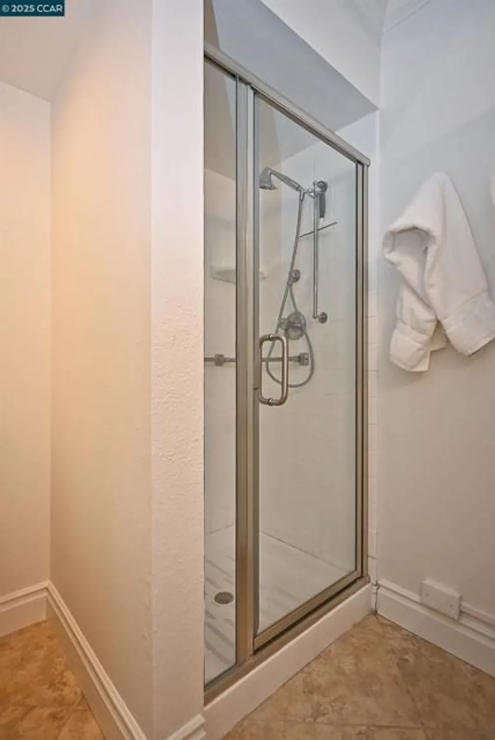 Property Slideshow image 26 of 60 | 1332 canyonwood ct apt 2, Walnut Creek, CA, 94595
