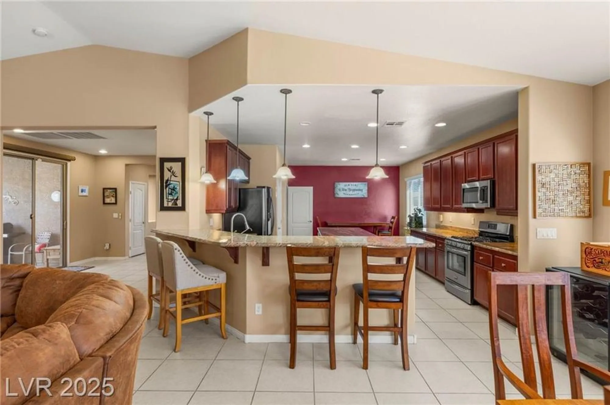 Property Slideshow image 20 of 39 | 5805 hannah brook st, North Las Vegas, NV, 89081
