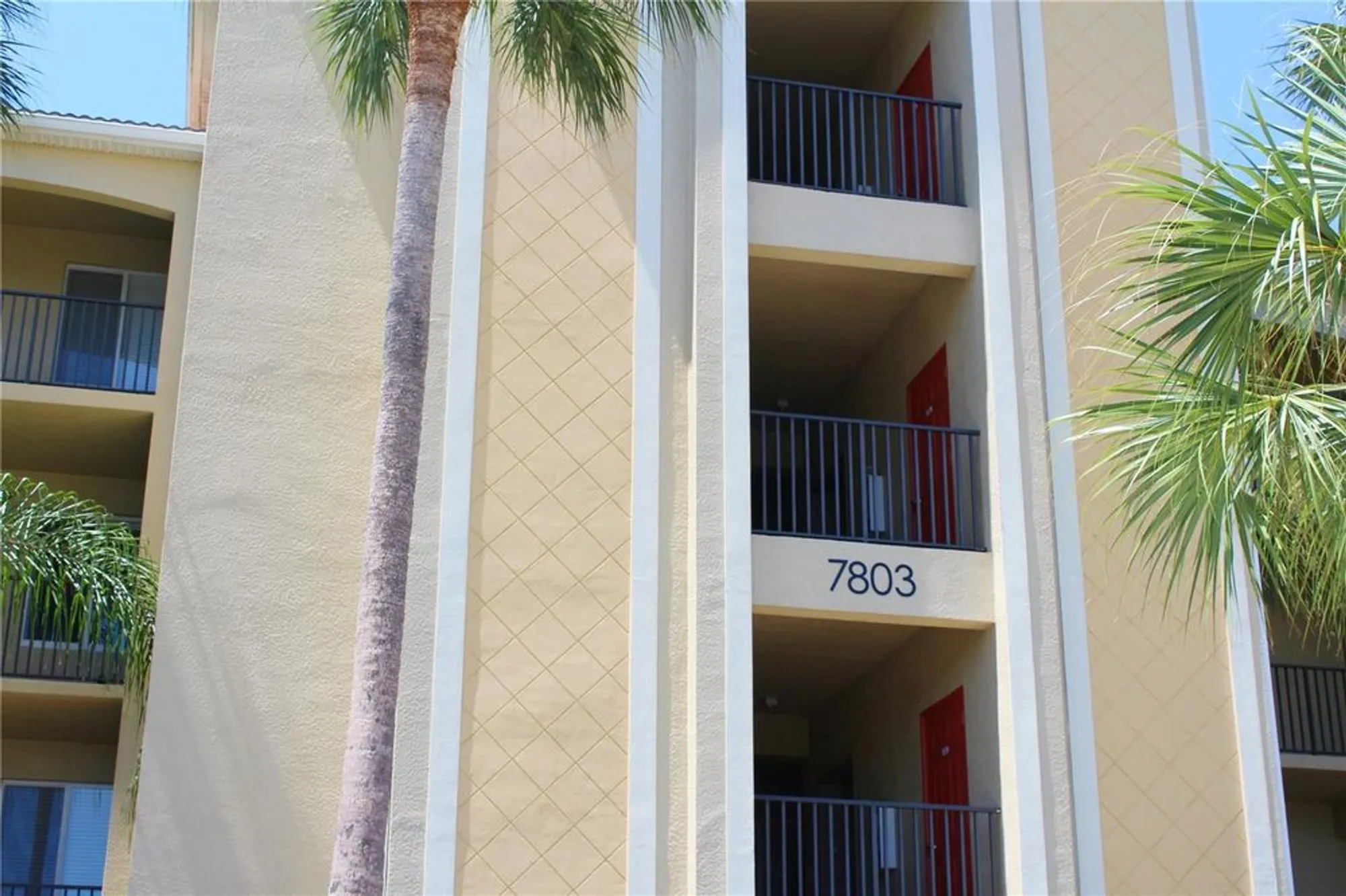 Property Slideshow image 4 of 49 | 7803 grand estuary trl 205, Bradenton, FL, 34212