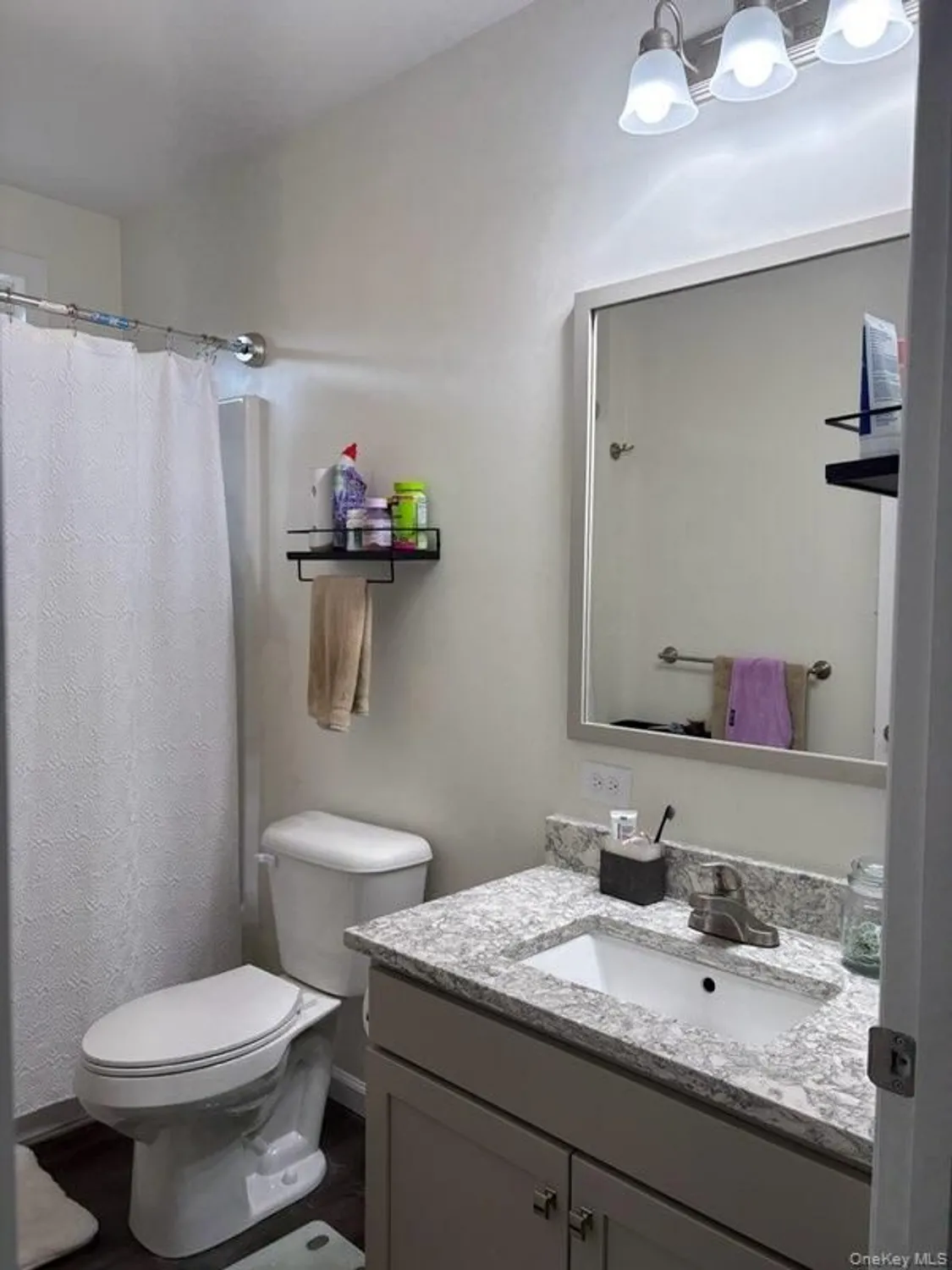 Property Slideshow image 13 of 19 | 1661 old country rd unit 563, Riverhead, NY, 11901