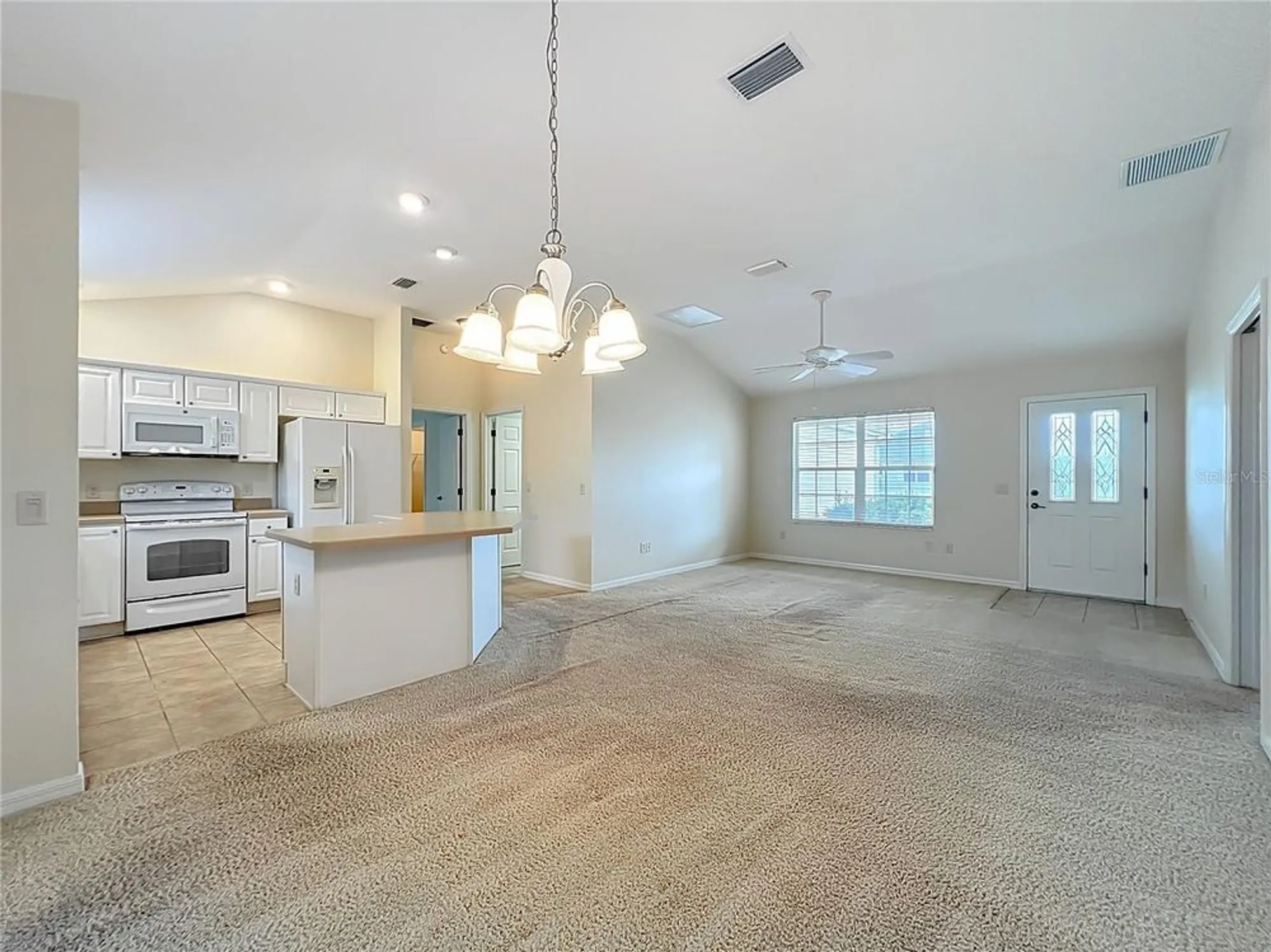Property Slideshow image 10 of 46 | 2530 foxbridge ter, The Villages, FL, 32162