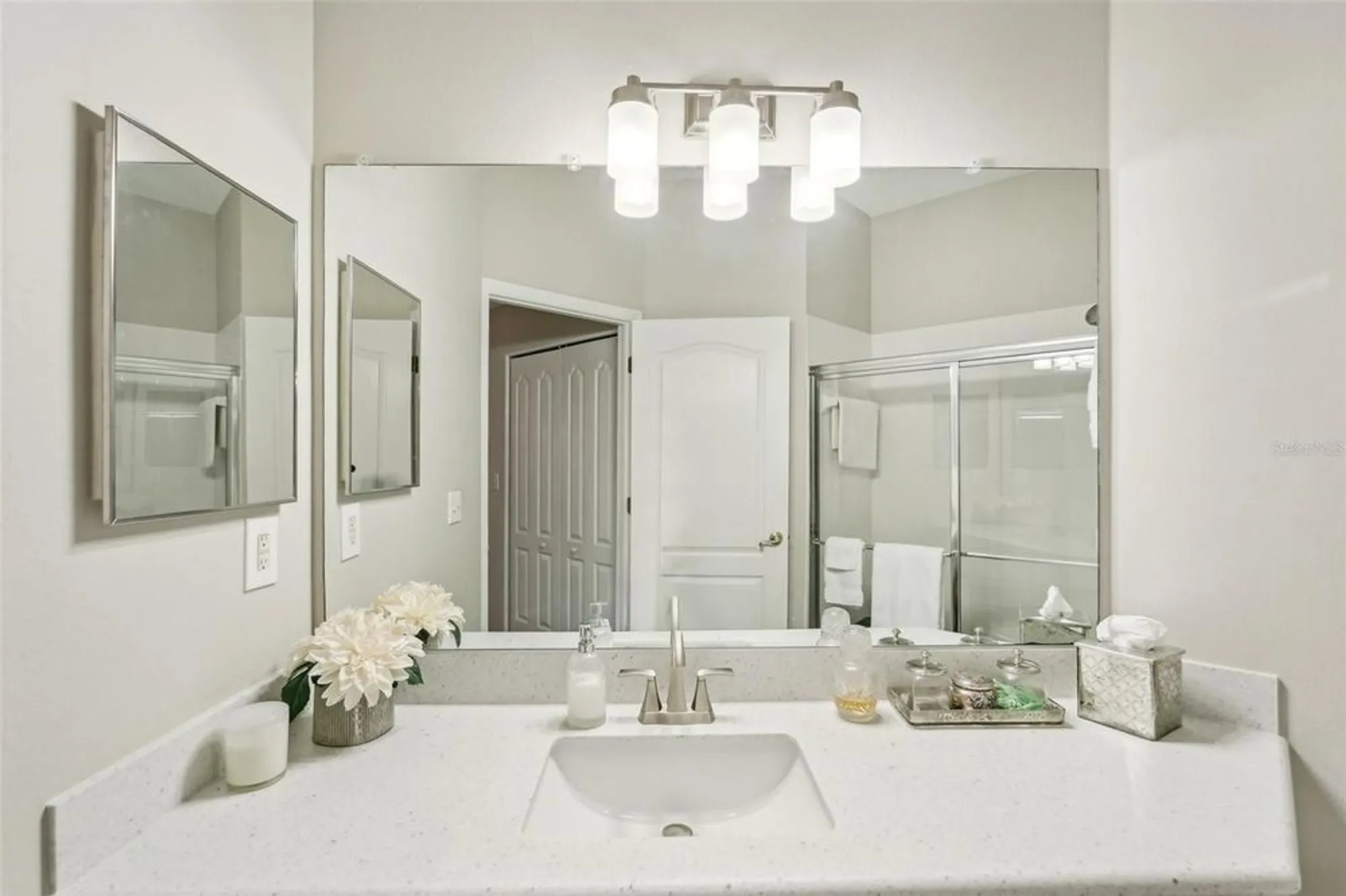Property Slideshow image 16 of 51 | 2028 acadia greens dr, Sun City Center, FL, 33573