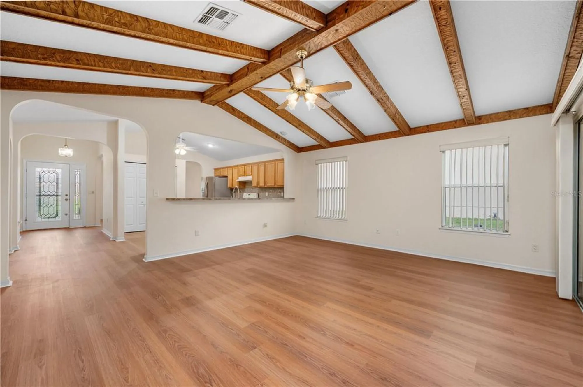 Property Slideshow image 3 of 49 | 11094 se 173rd ln, Summerfield, FL, 34491