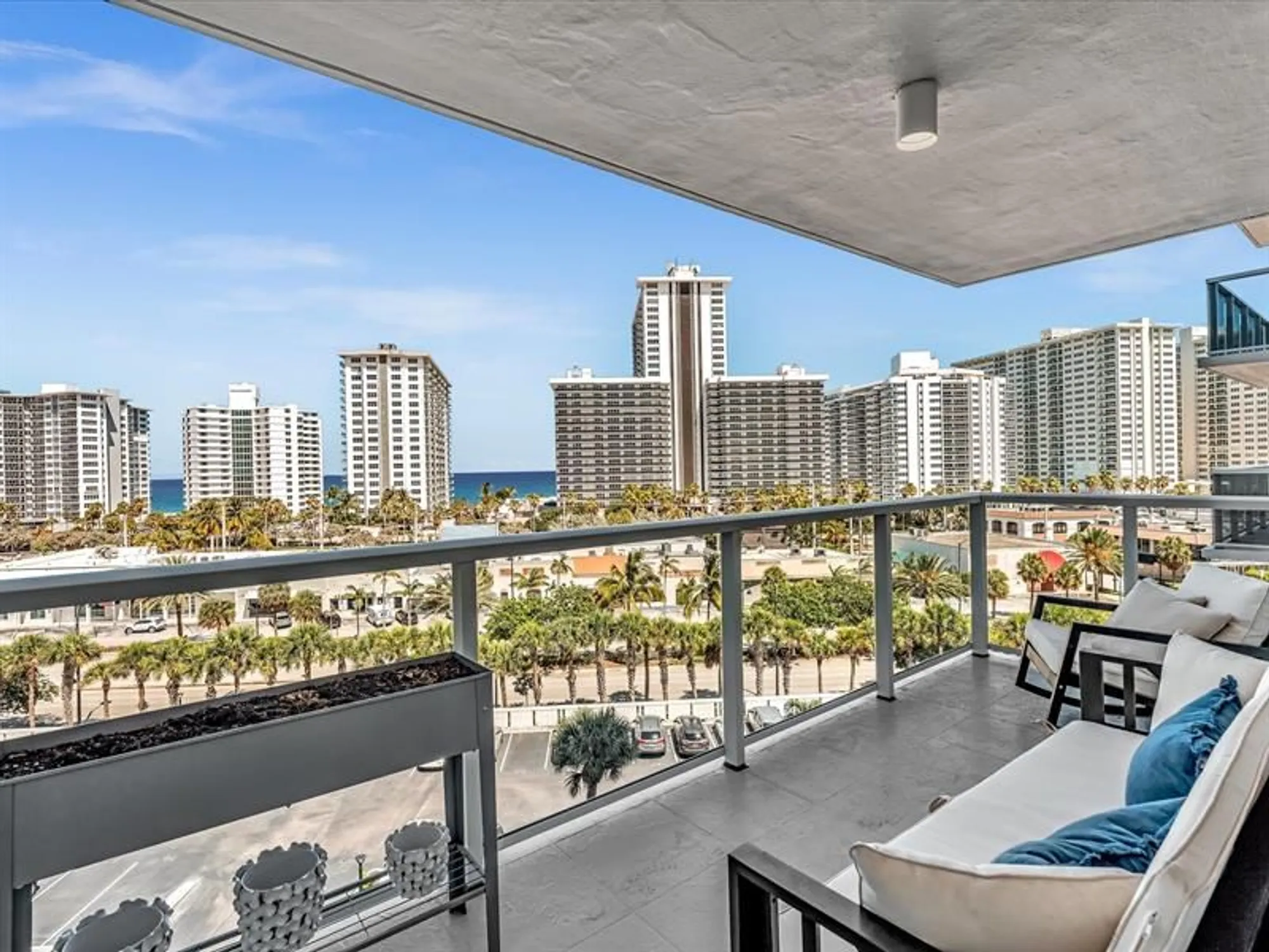 Property Slideshow image 8 of 44 | 3300 ne 36th st 714, Fort Lauderdale, FL, 33308