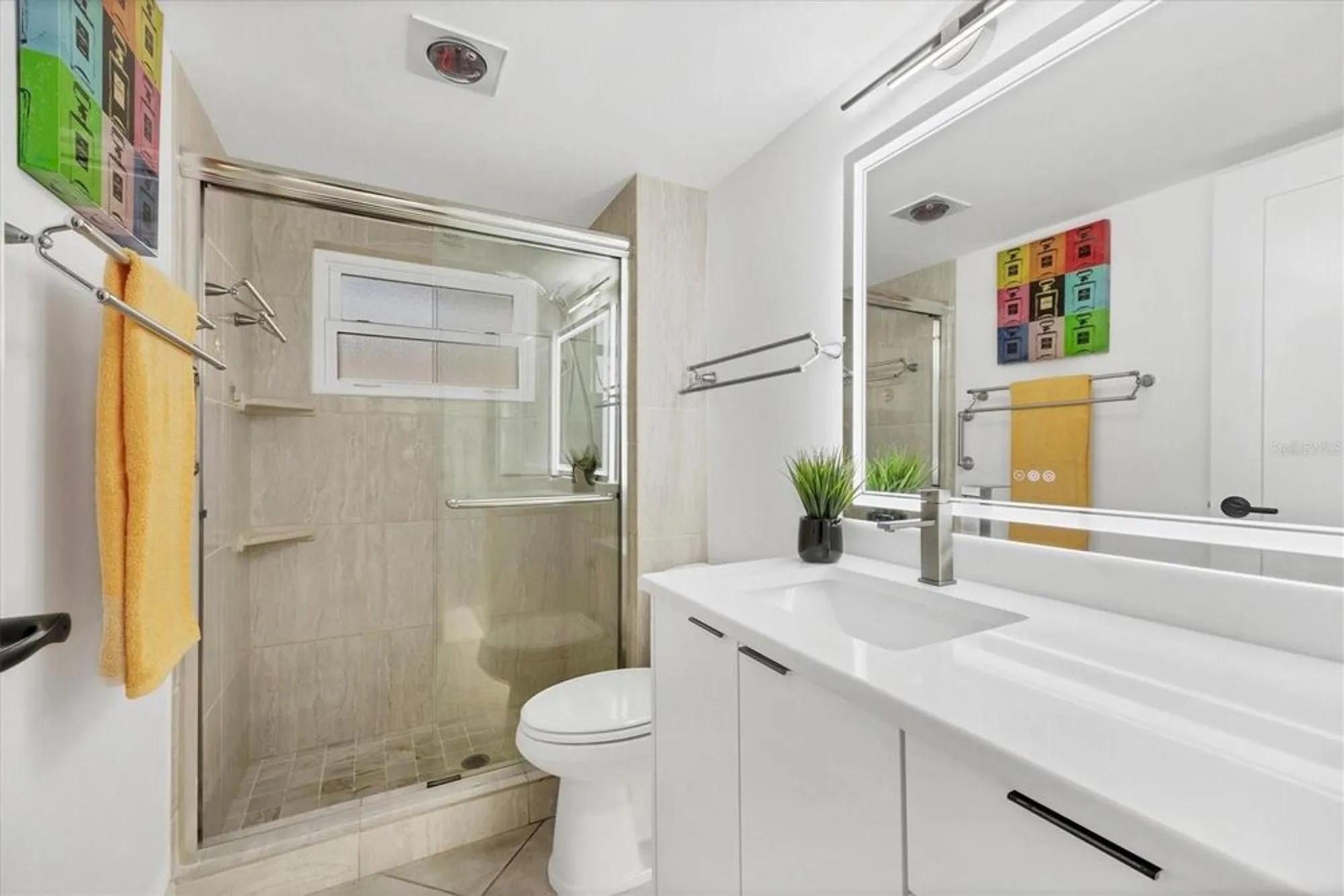 Property Slideshow image 27 of 55 | 1350 n portofino dr apt 107, Sarasota, FL, 34242