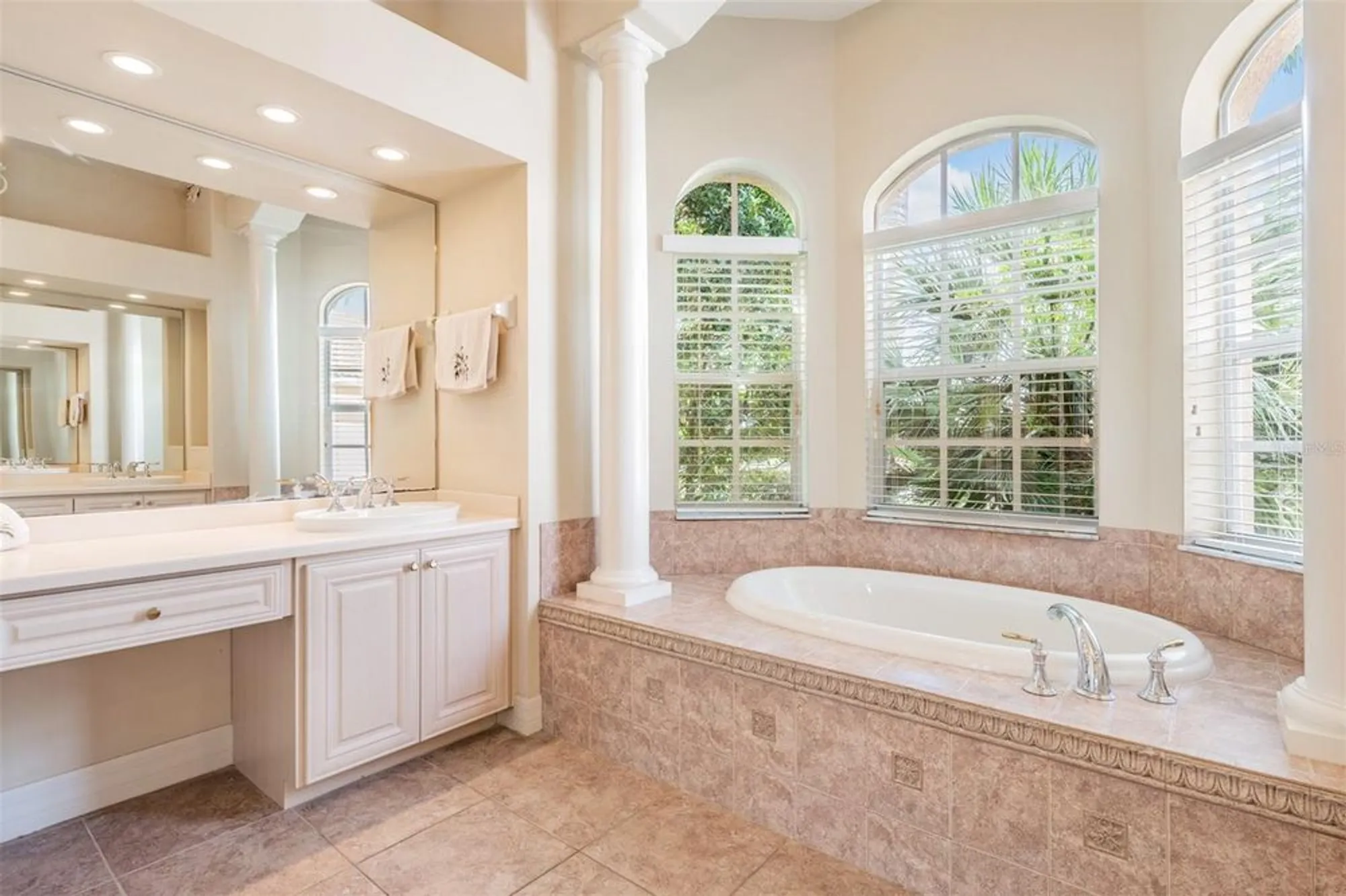 Property Slideshow image 44 of 67 | 34303 sahalee loop, Dade City, FL, 33525