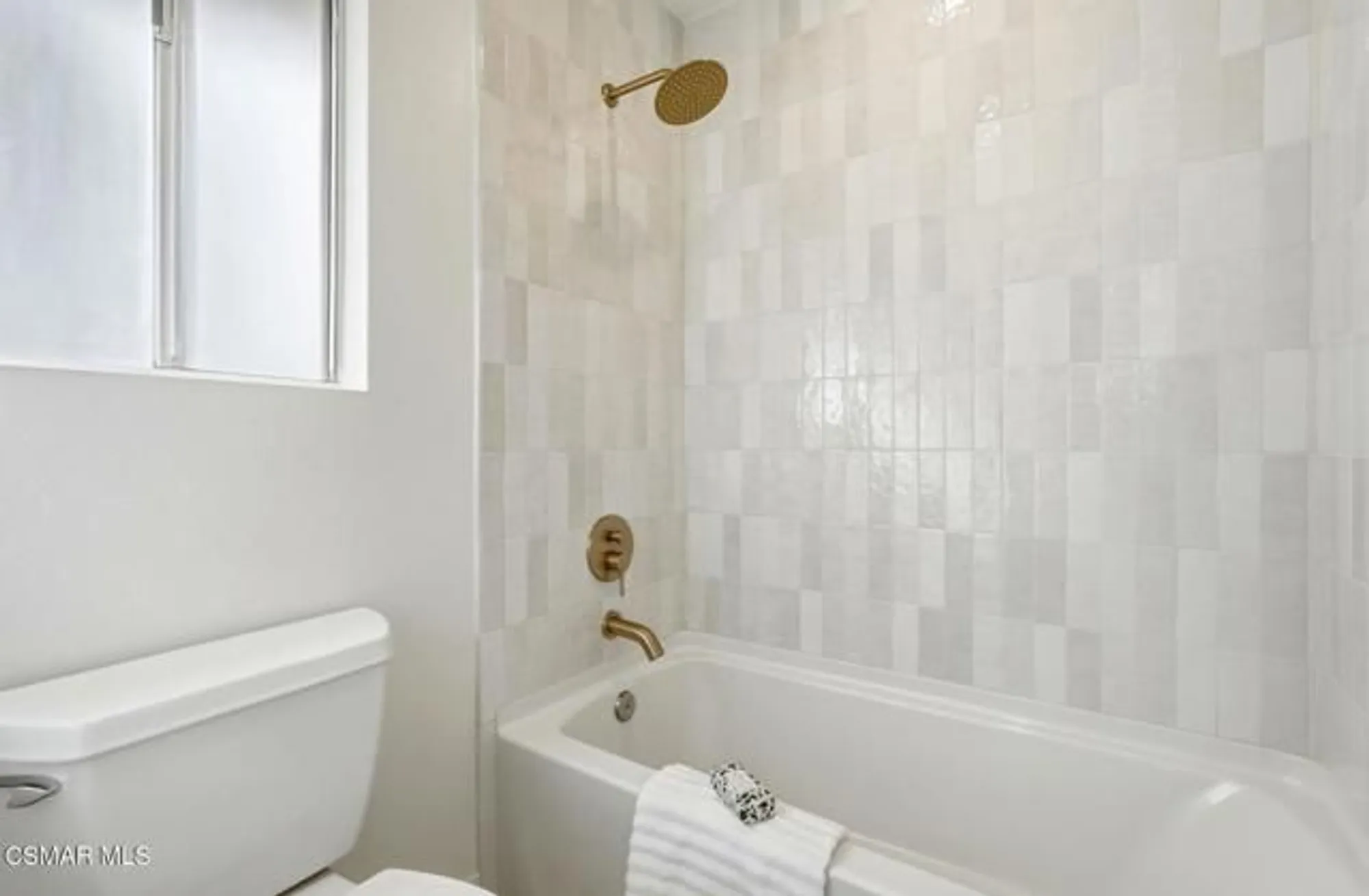 Property Slideshow image 18 of 23 | 1208 village 1, Camarillo, CA, 93012