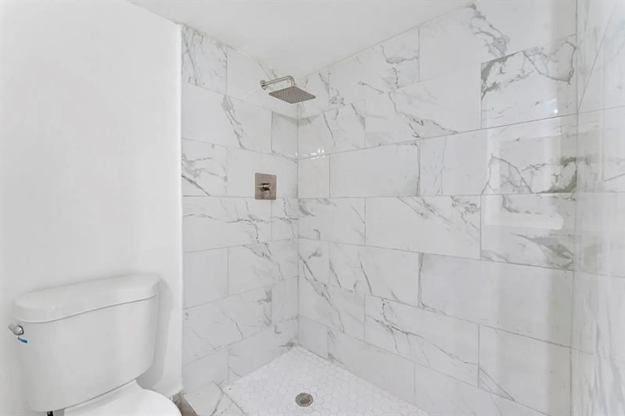 Property Slideshow image 12 of 33 | 1052 hythe c # 1052, Boca Raton, FL, 33434