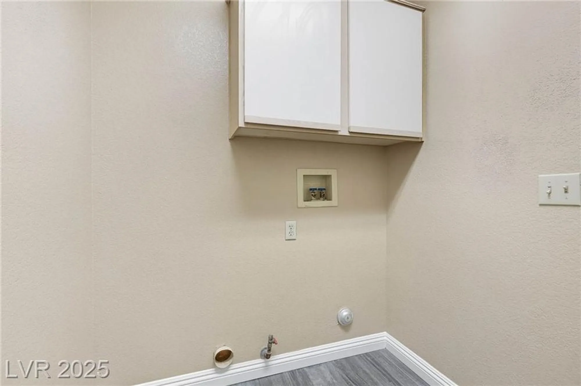 Property Slideshow image 22 of 42 | 2501 showcase dr, Las Vegas, NV, 89134