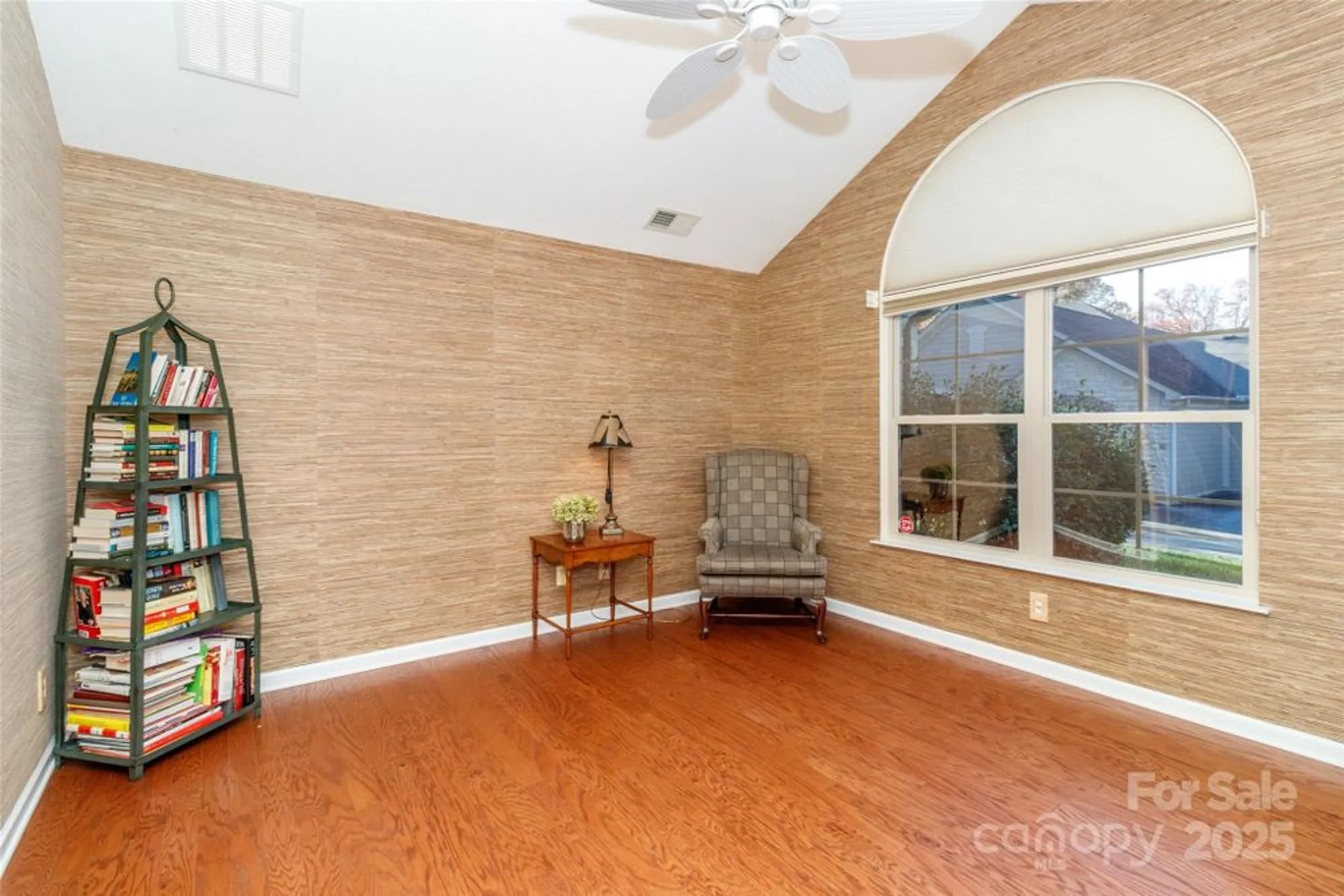 Property Slideshow image 23 of 39 | 3546 south bank ct, Matthews, NC, 28105
