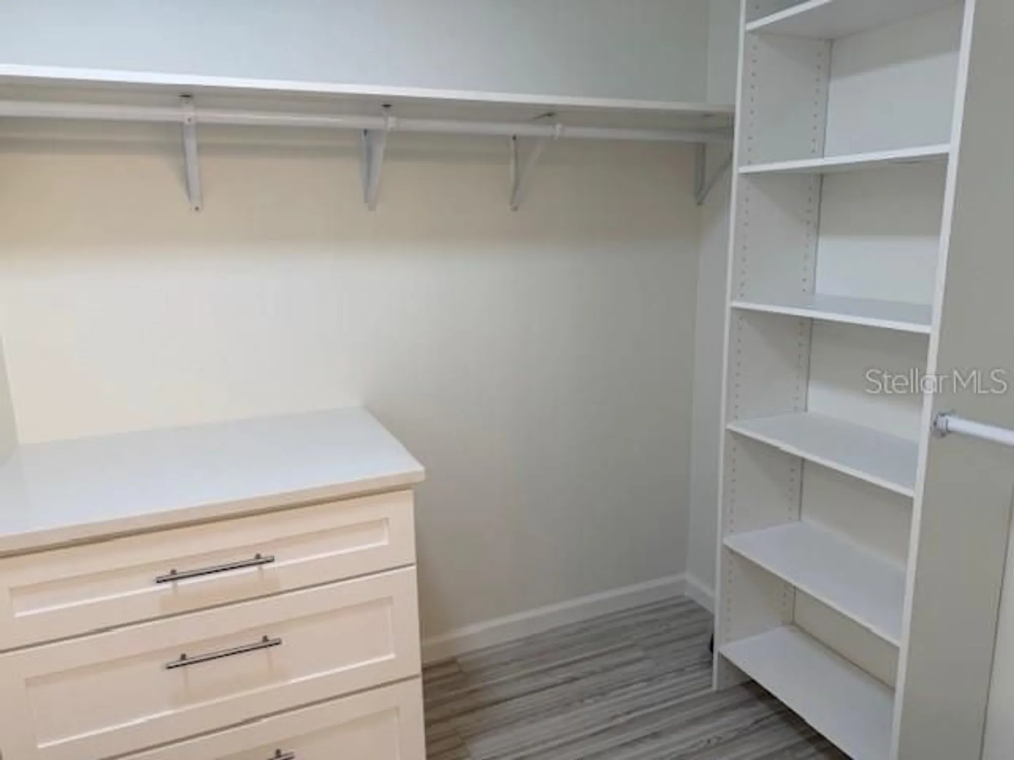 Property Slideshow image 12 of 22 | 6120 country club way 207, Sarasota, FL, 34243