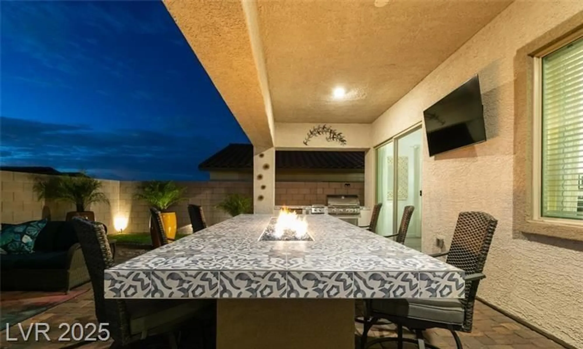 Property Slideshow image 31 of 43 | 685 sunray park st, Henderson, NV, 89011