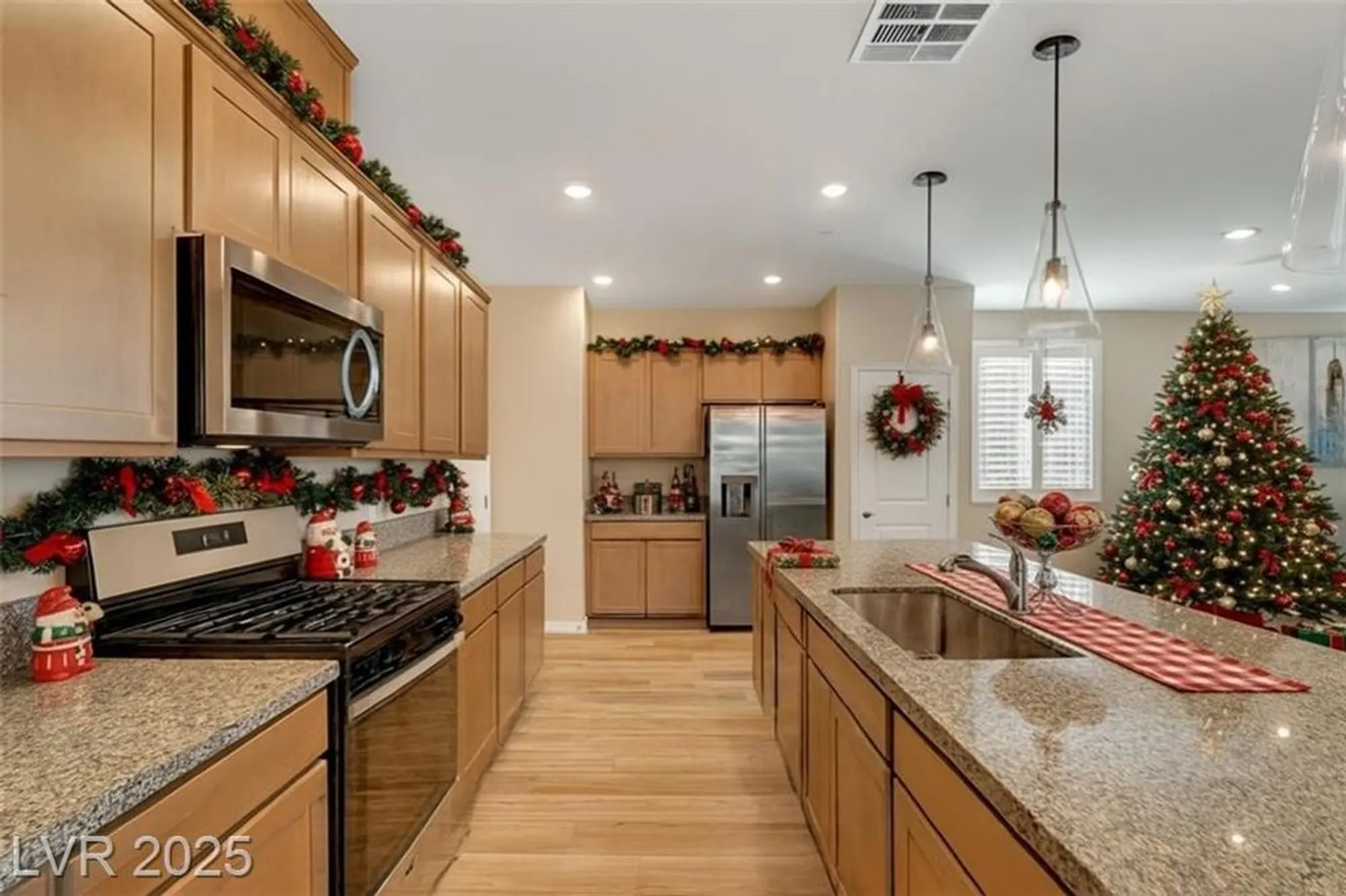 Property Slideshow image 59 of 65 | 10255 crimson currant st, Las Vegas, NV, 89143