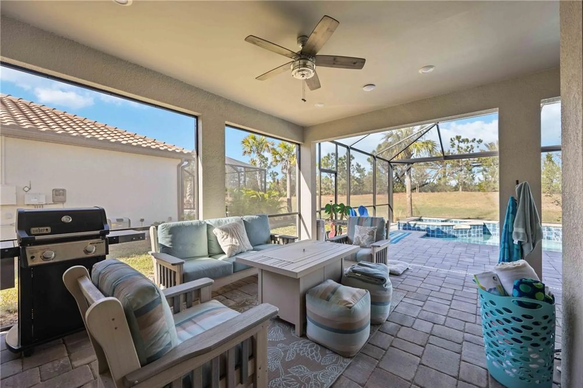Property Slideshow image 34 of 51 | 17530 northwood pl, Bradenton, FL, 34202