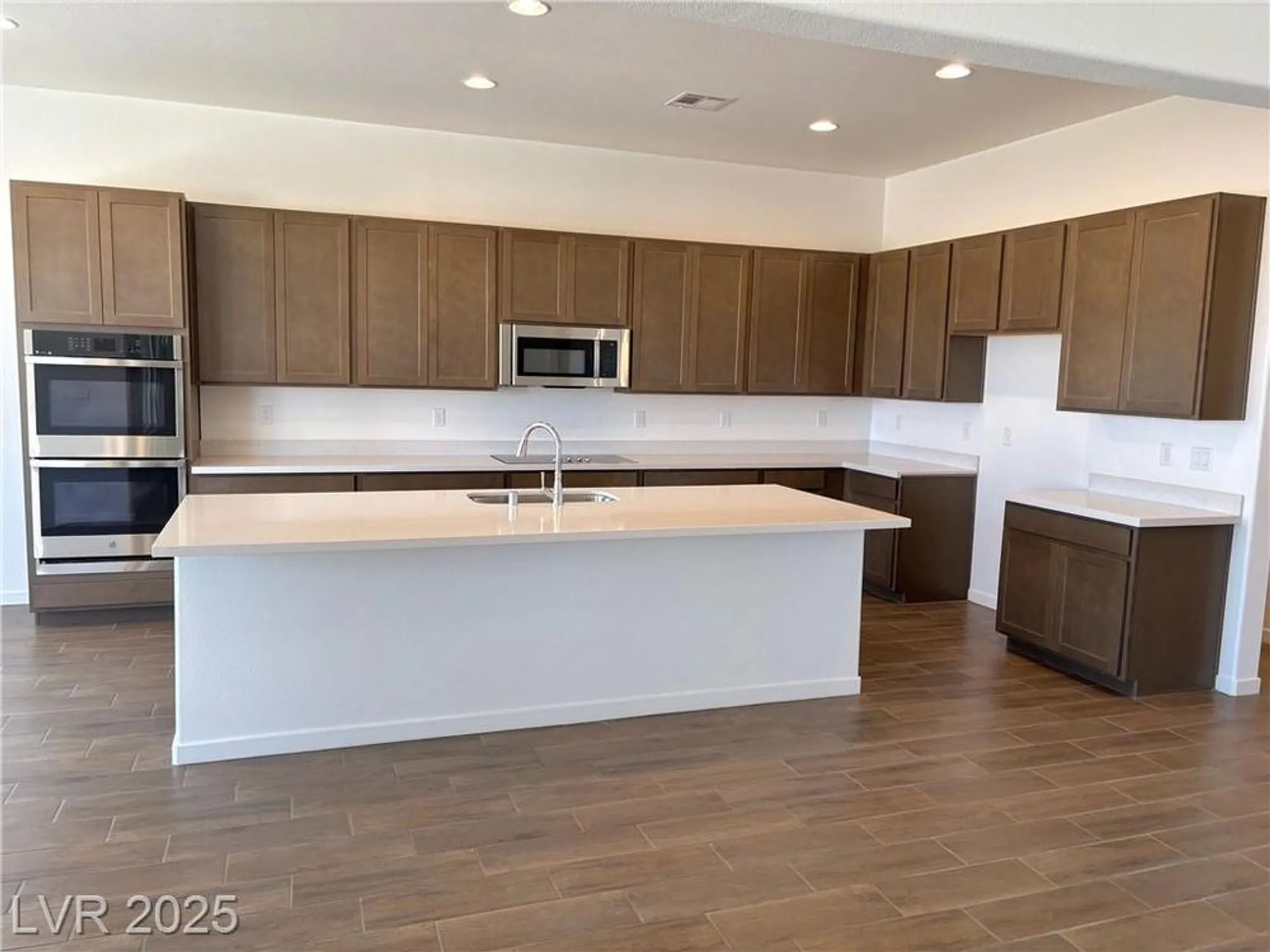 Property Slideshow image 9 of 29 | 5728 e badlands ln, Pahrump, NV, 89061