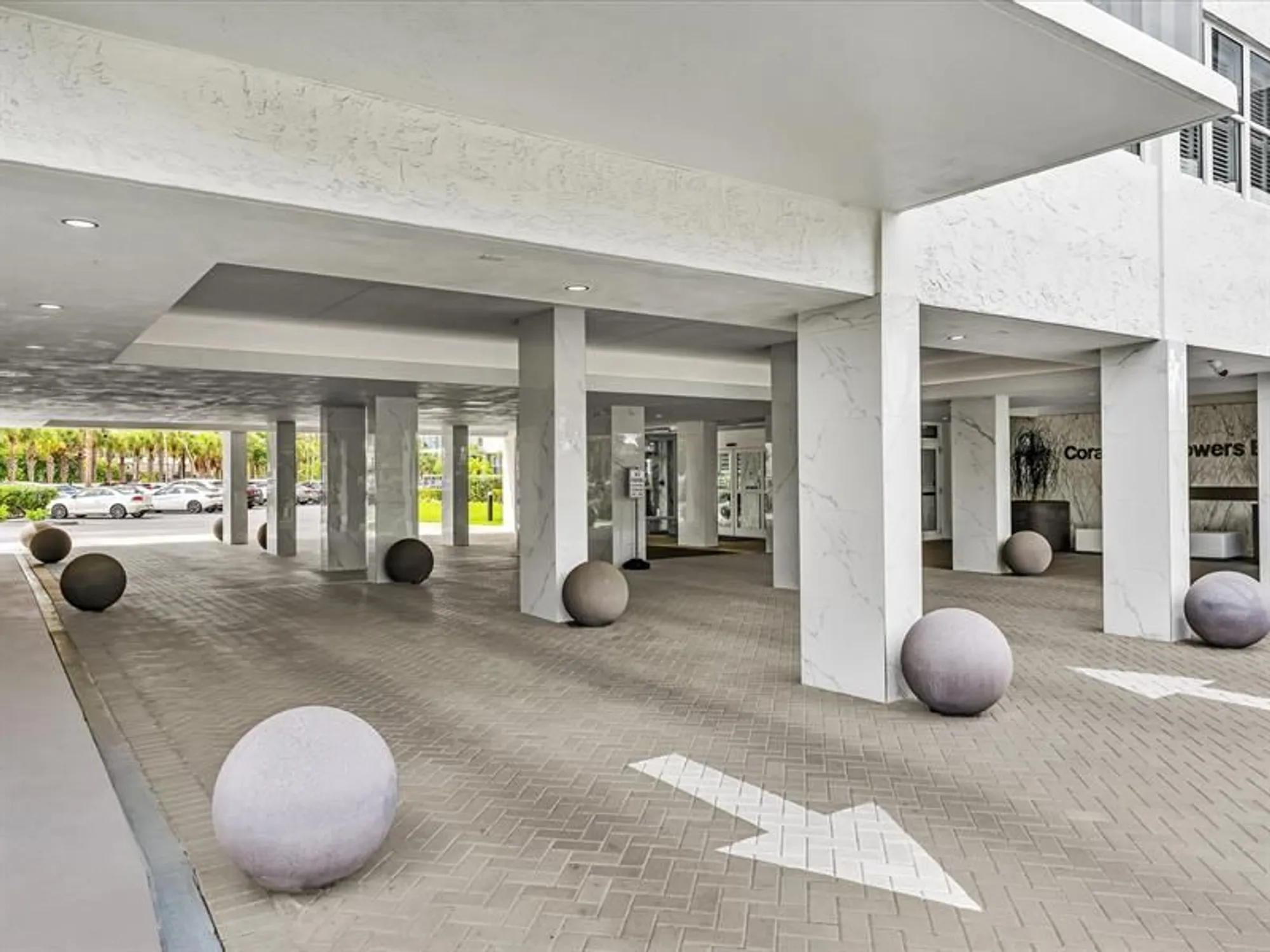 Property Slideshow image 53 of 61 | 3300 ne 36th st 302, Fort Lauderdale, FL, 33308