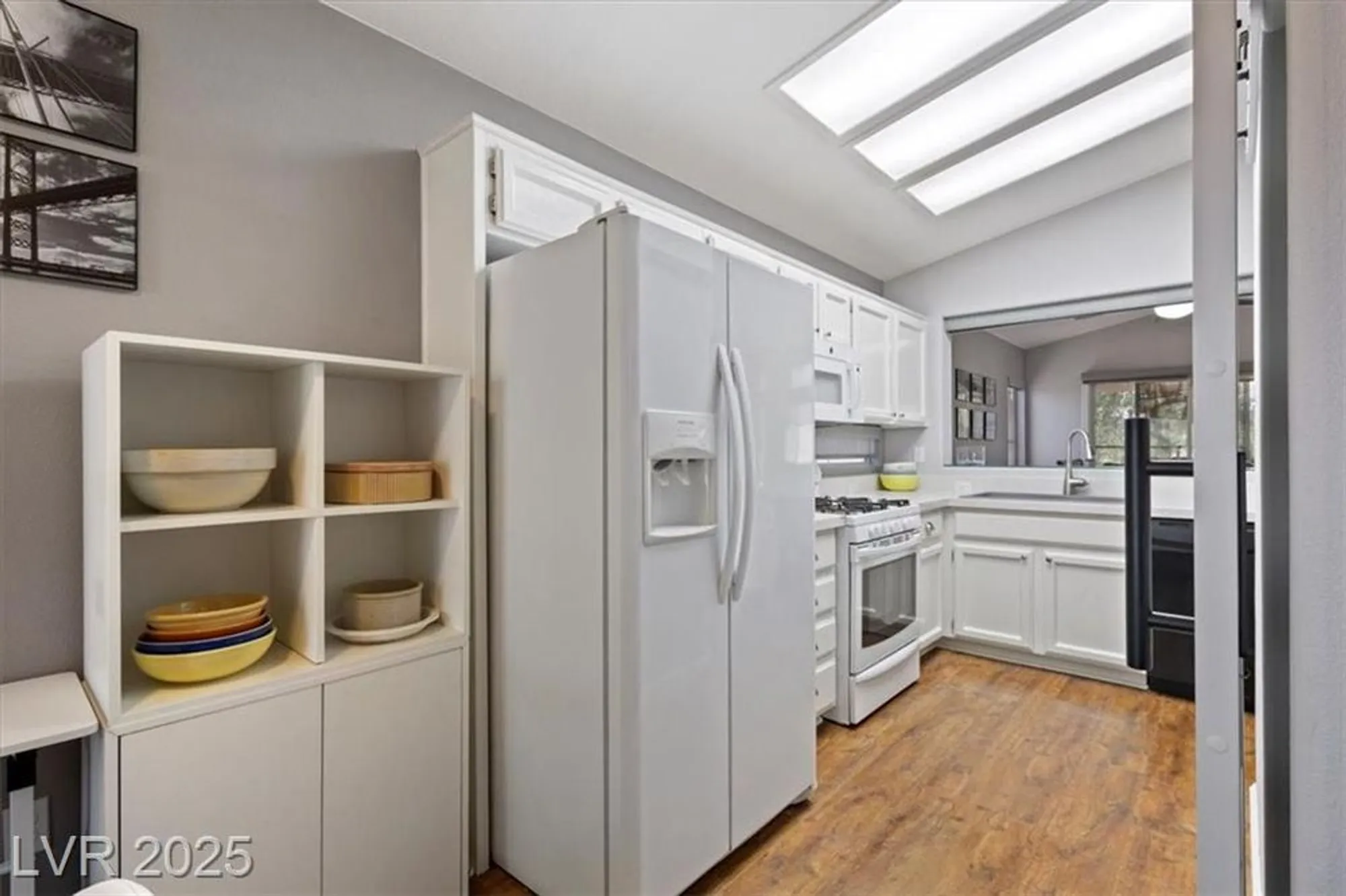 Property Slideshow image 7 of 36 | 2171 high mesa dr, Henderson, NV, 89012