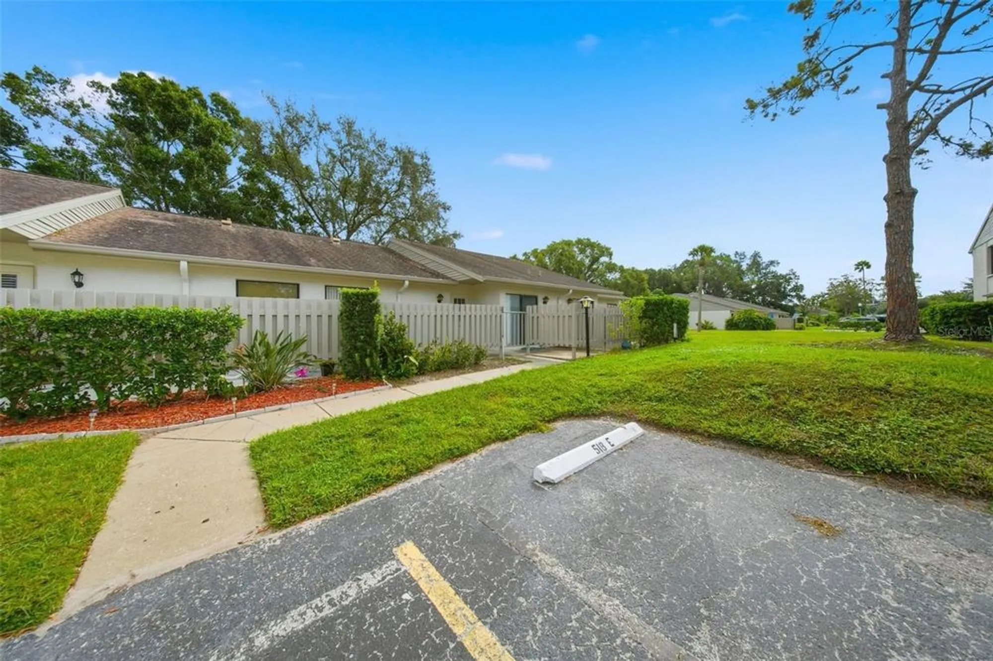 Property Slideshow image 44 of 44 | 1725 pine ridge way e, Palm Harbor, FL, 34684
