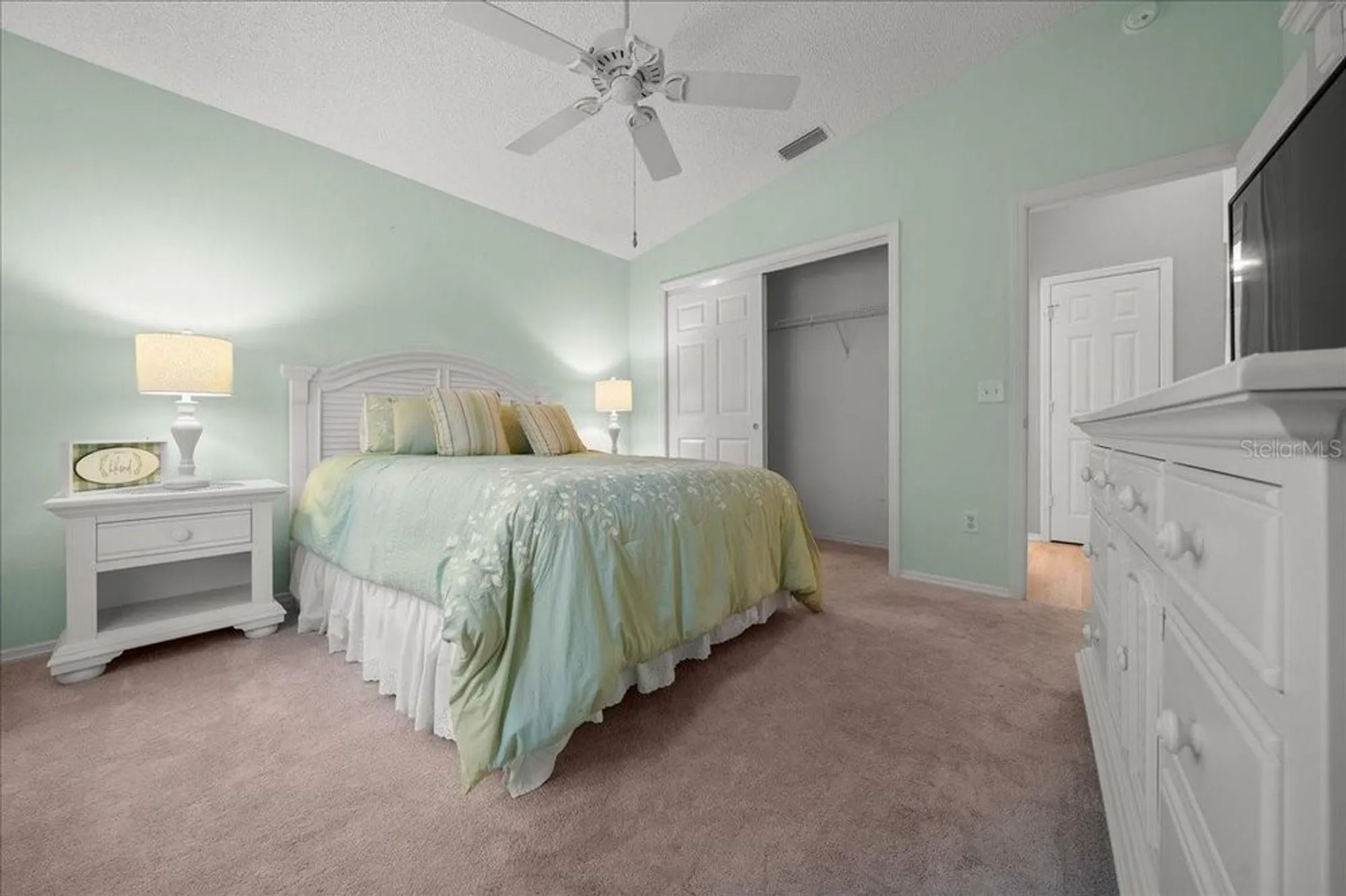 Property Slideshow image 15 of 30 | 2023 thurmond ave, The Villages, FL, 32162