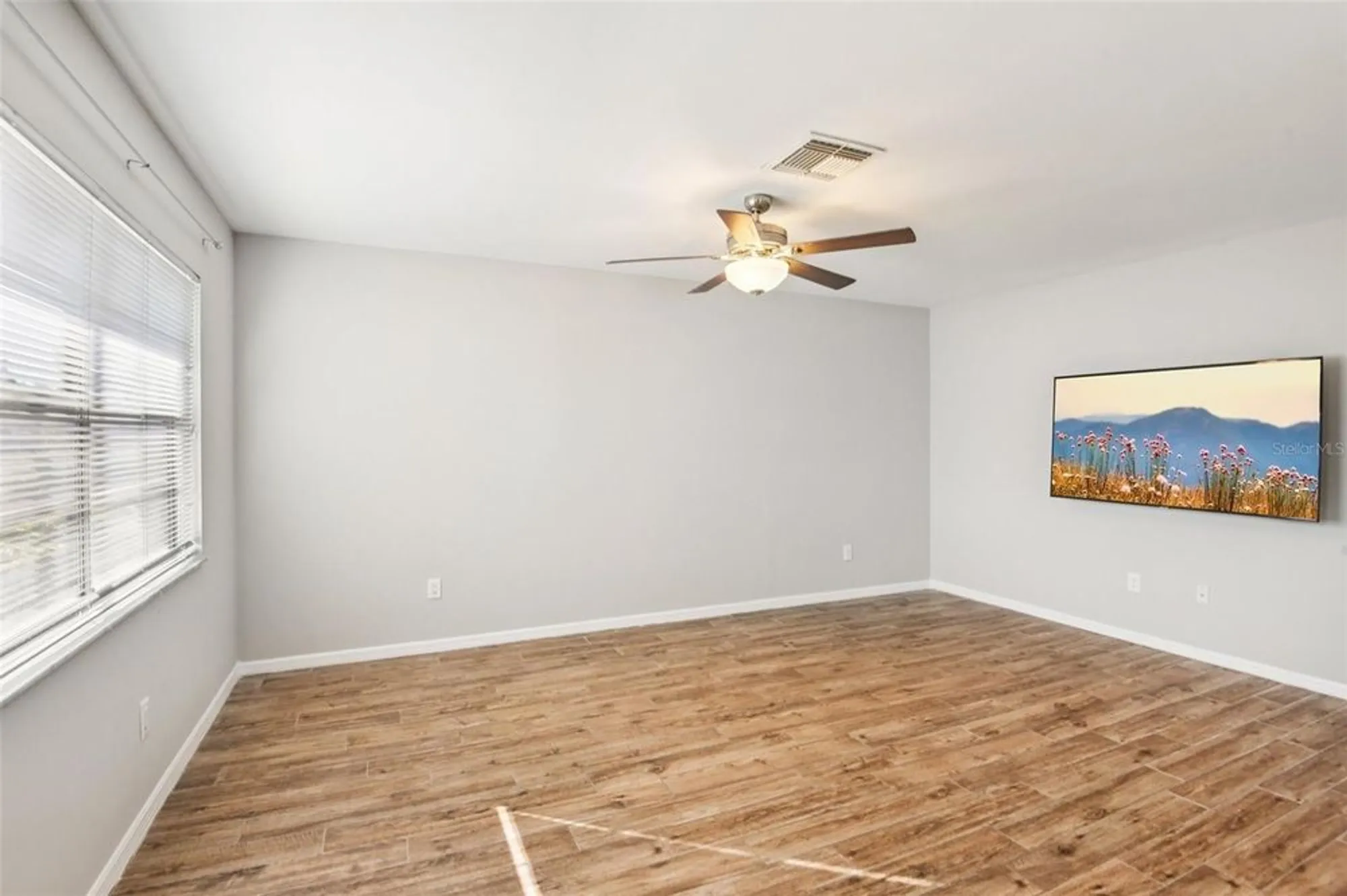 Property Slideshow image 7 of 63 | 2304 glenmore cir 327, Sun City Center, FL, 33573