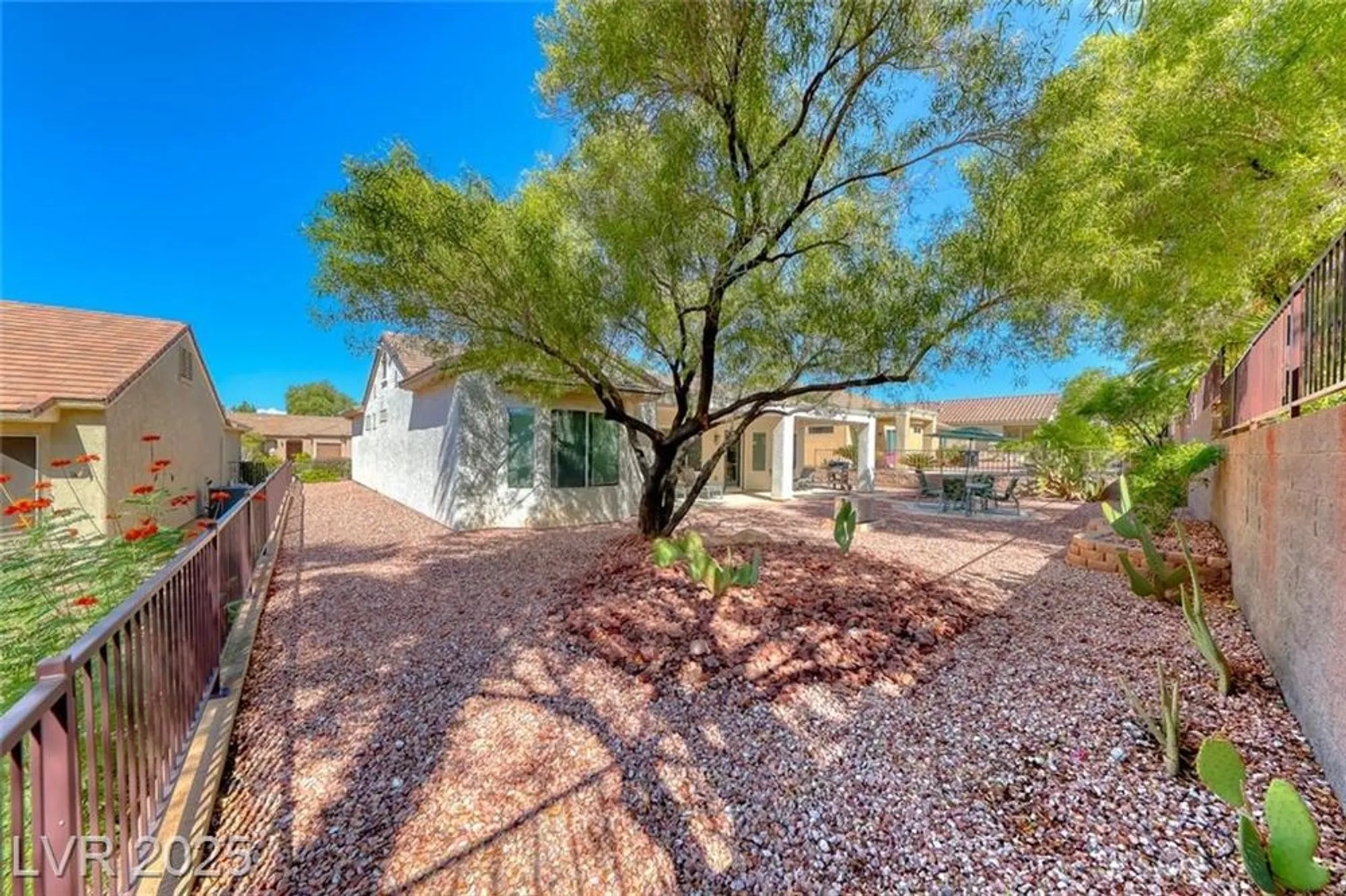 Property Slideshow image 38 of 47 | 2356 great elk dr, Henderson, NV, 89052
