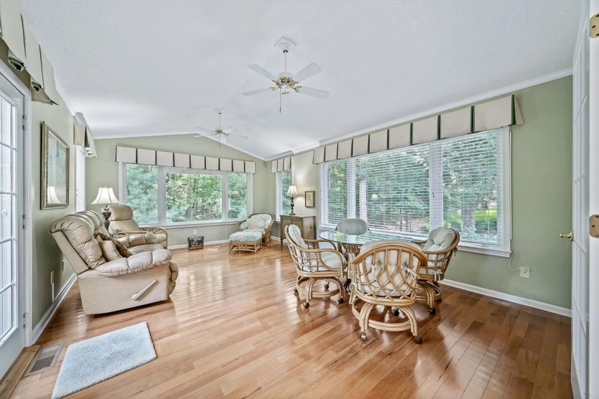Property Slideshow image 9 of 56 | 16 belvedere ln, Crossville, TN, 38558