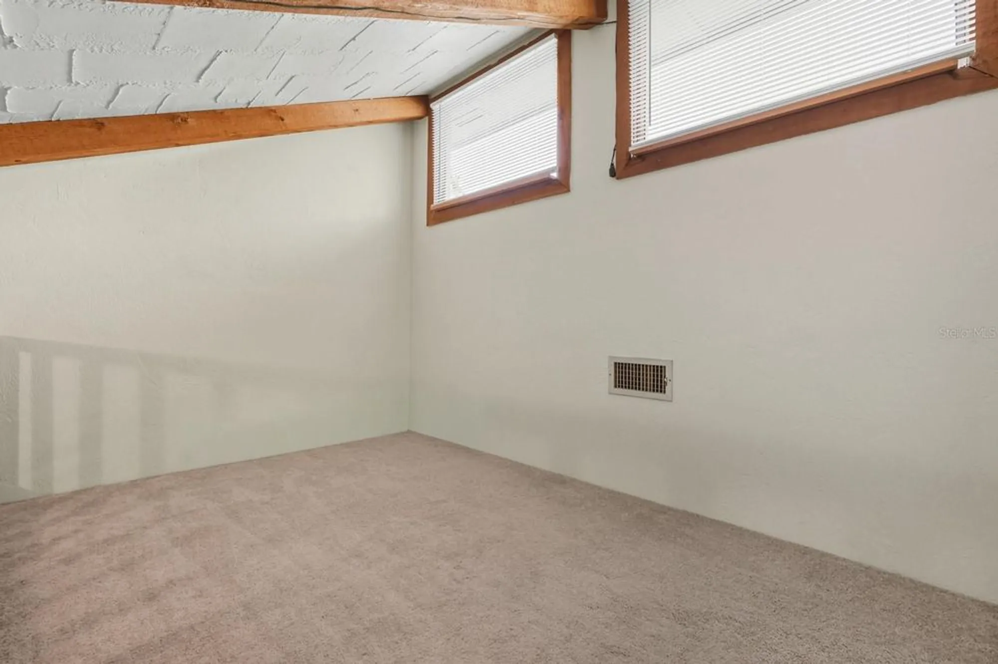 Property Slideshow image 35 of 51 | 132 golden eye dr c, Daytona Beach, FL, 32119