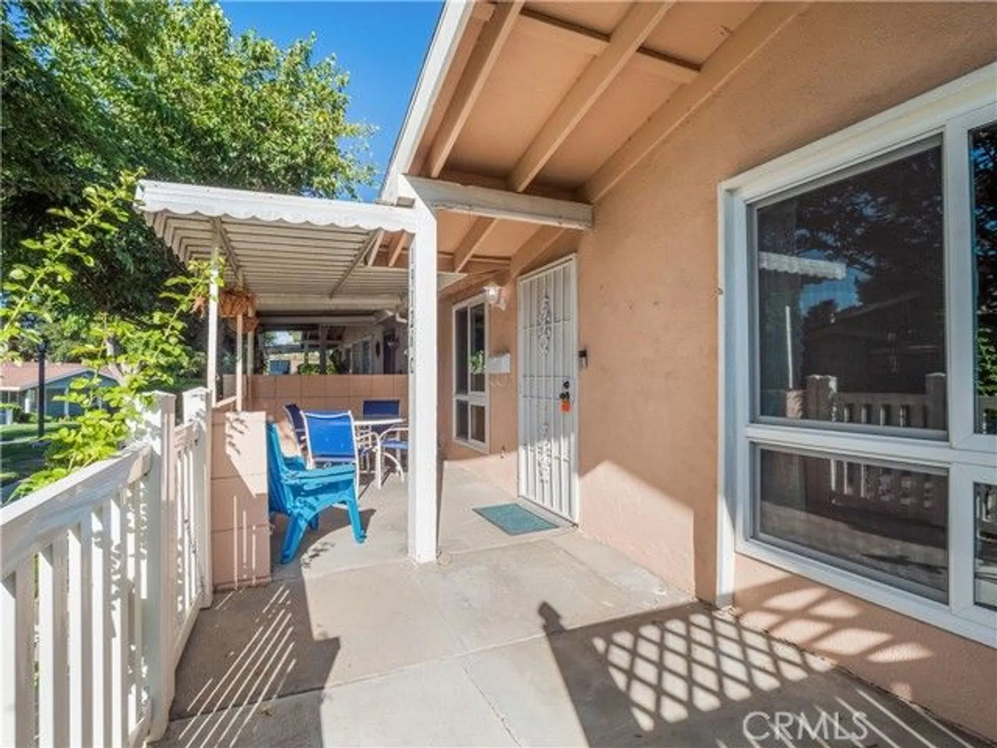 Property Slideshow image 17 of 31 | 19126 avenue of the oaks c, Newhall, CA, 91321