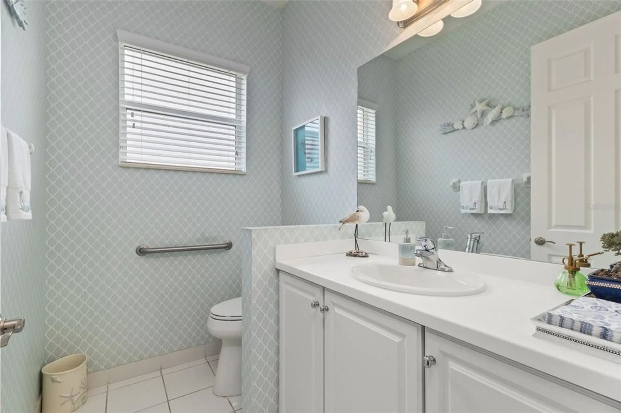 Property Slideshow image 35 of 49 | 16133 coquina bay ln, Wimauma, FL, 33598