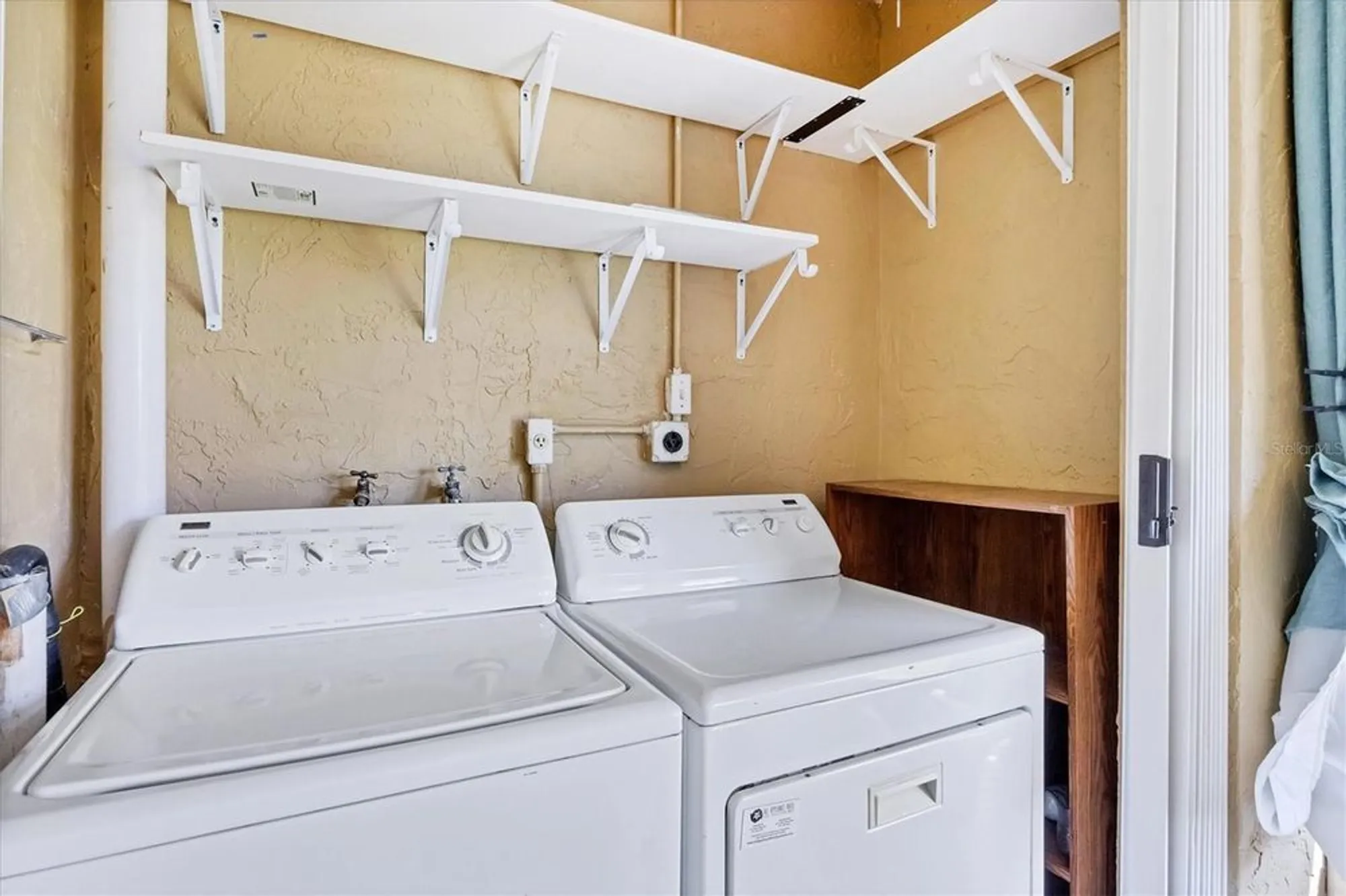 Property Slideshow image 24 of 58 | 3521 lake bayshore dr # 101 j, Bradenton, FL, 34205