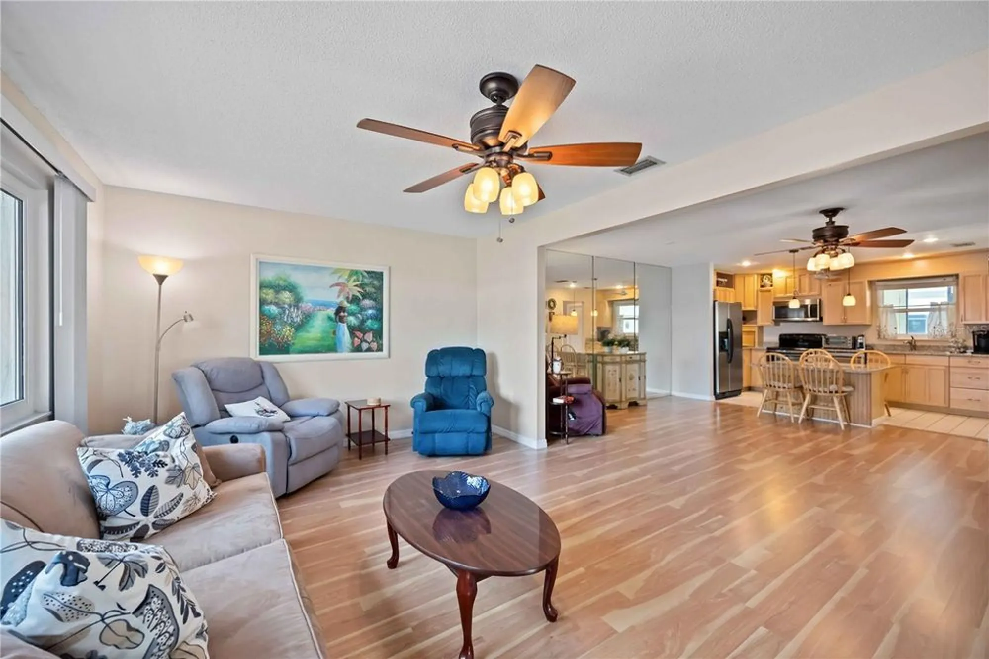 Property Slideshow image 16 of 51 | 3527 silver pine ct # 82, Sarasota, FL, 34231