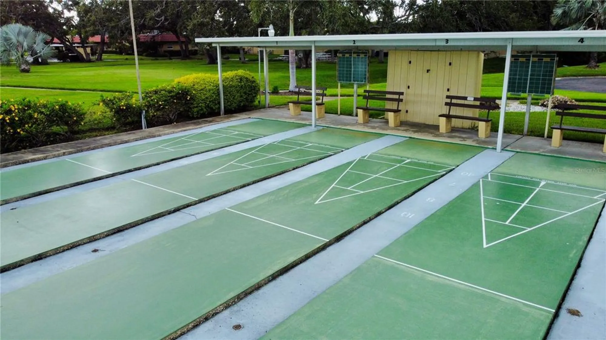 Property Slideshow image 49 of 56 | 1701 pinehurst rd 33e, Dunedin, FL, 34698