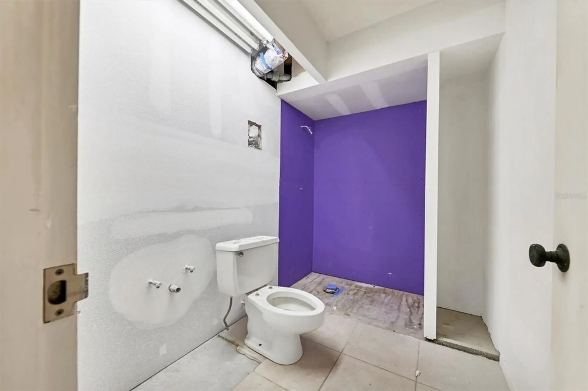 Property Slideshow image 20 of 53 | 101 whispering sands dr apt 205, Sarasota, FL, 34242