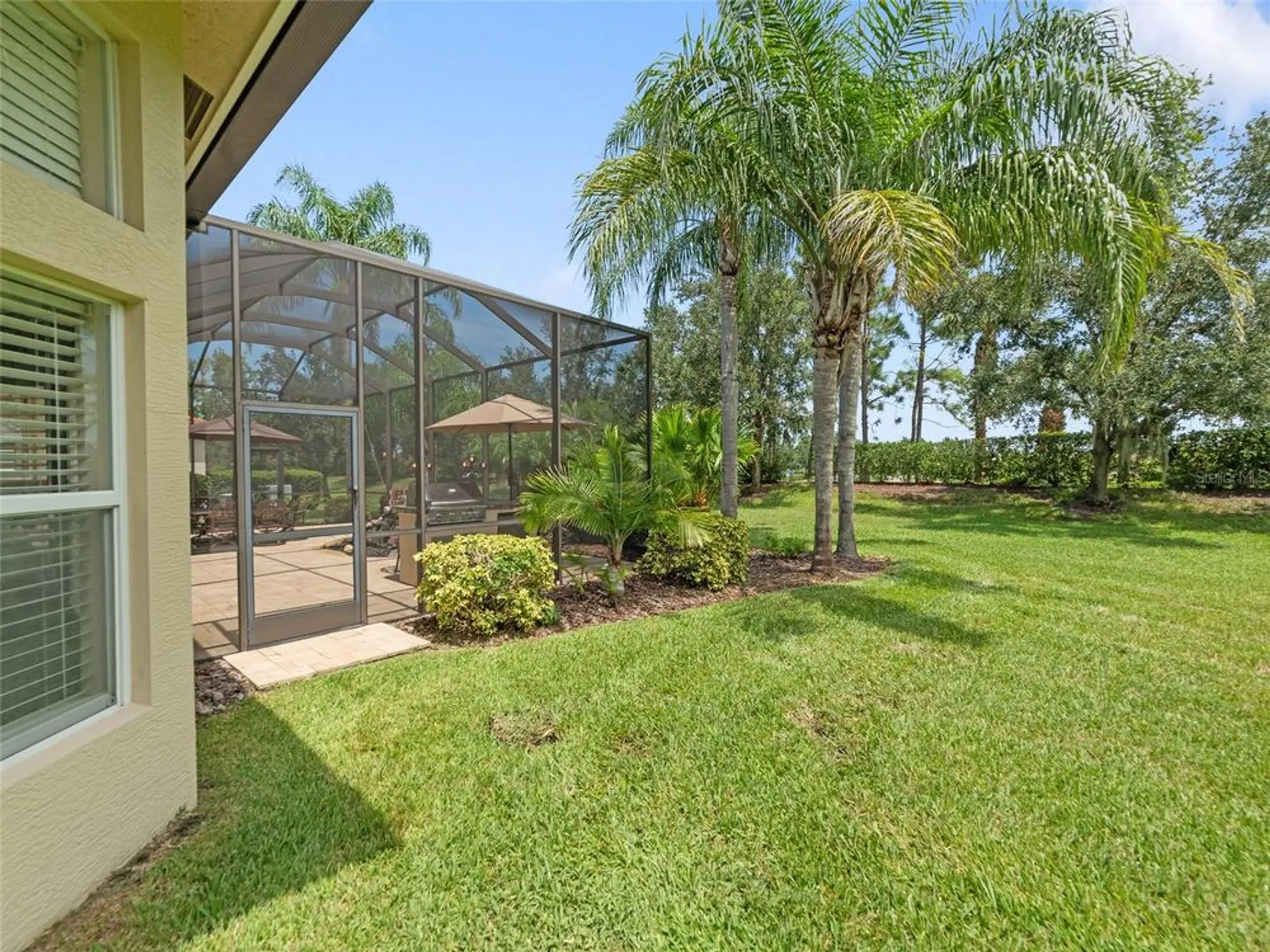 Property Slideshow image 42 of 62 | 5024 ruby flats dr, Wimauma, FL, 33598