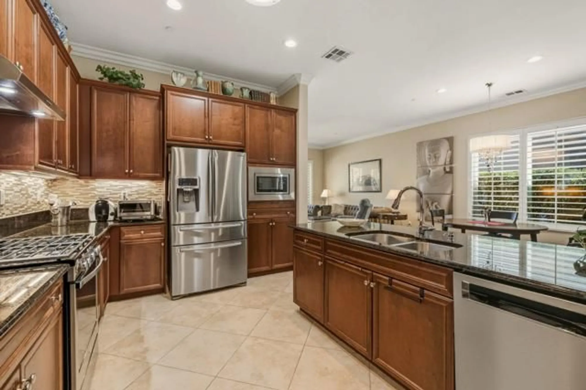 Property Slideshow image 10 of 41 | 81586 avenida viesca, Indio, CA, 92203