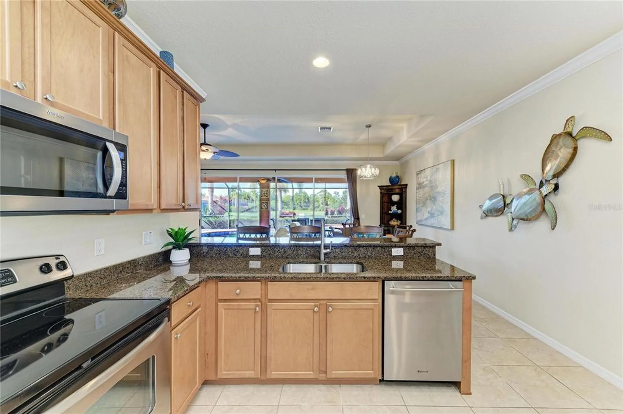 Property Slideshow image 33 of 99 | 9015 hammock edge pl, Bradenton, FL, 34212