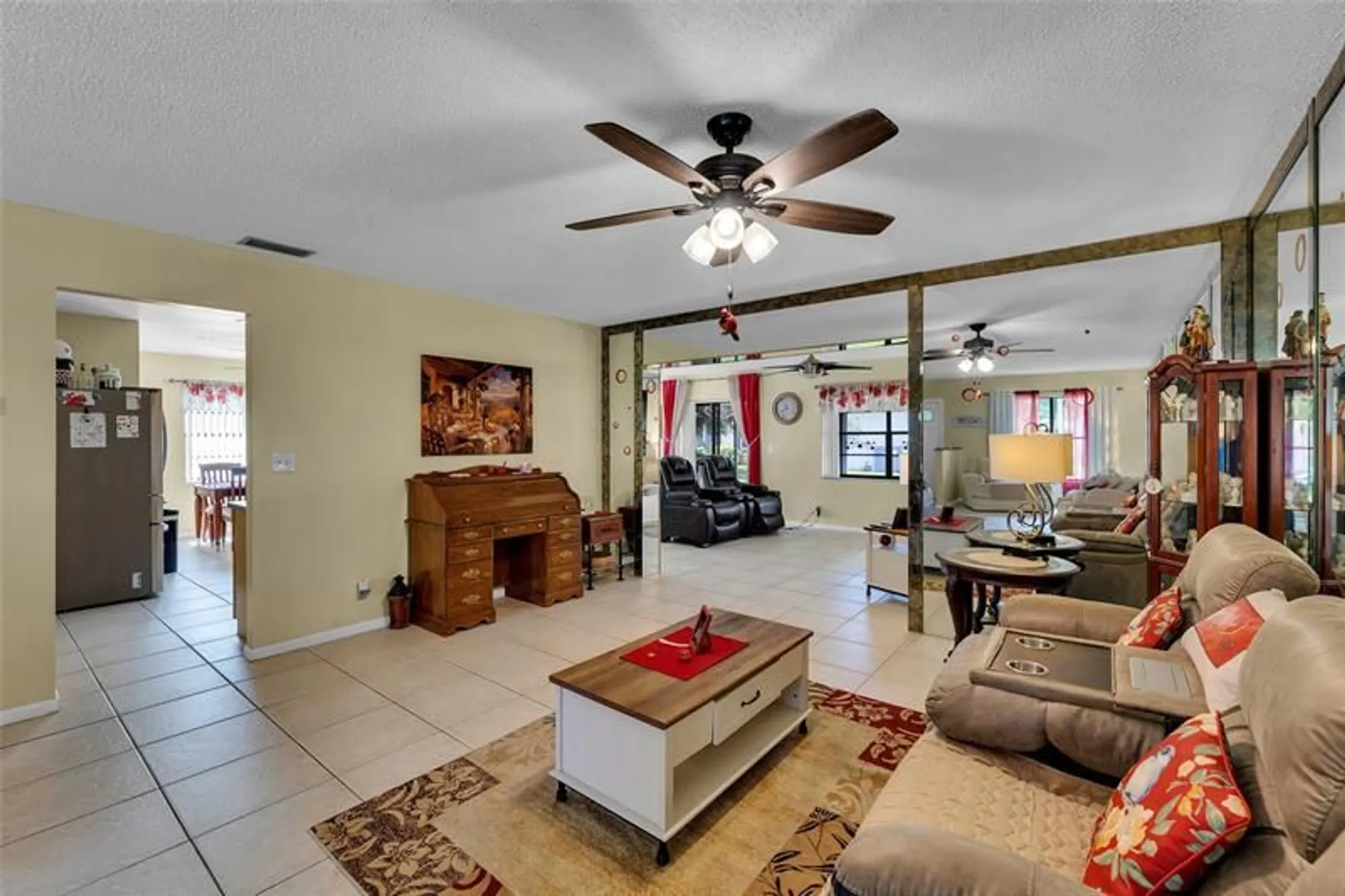 Property Slideshow image 20 of 50 | 9802 nw 75th ct, Tamarac, FL, 33321
